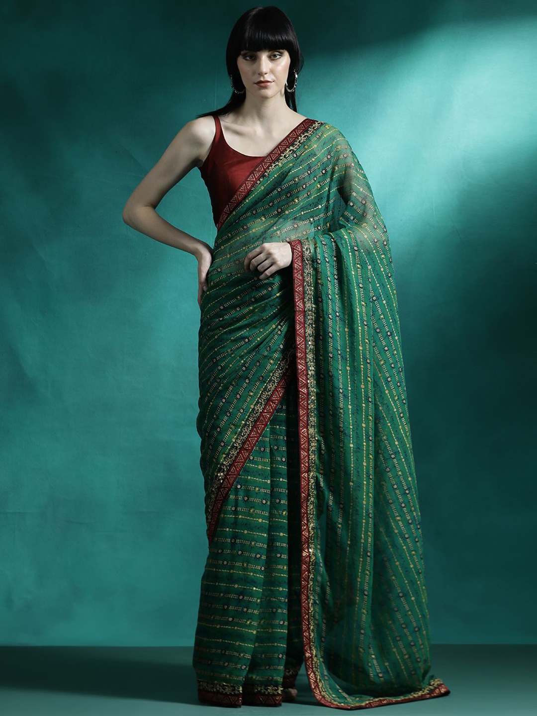

Sangria Printed Saree With Blouse Piece, Green