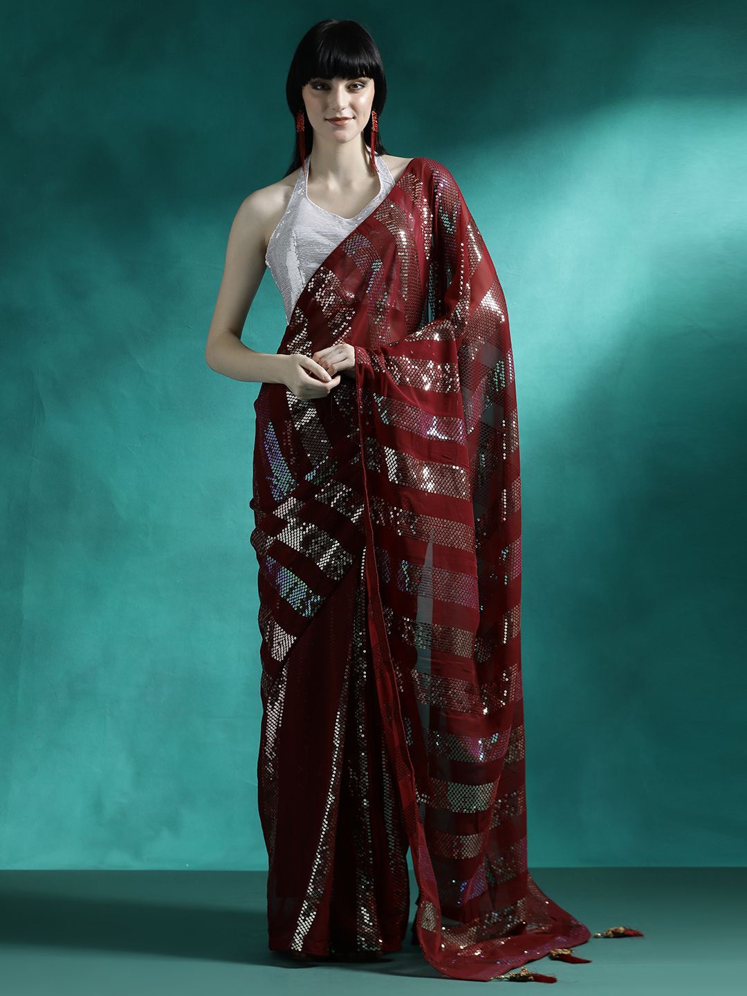 

Sangria Embroidery Embellished Saree With Blouse Piece, Maroon