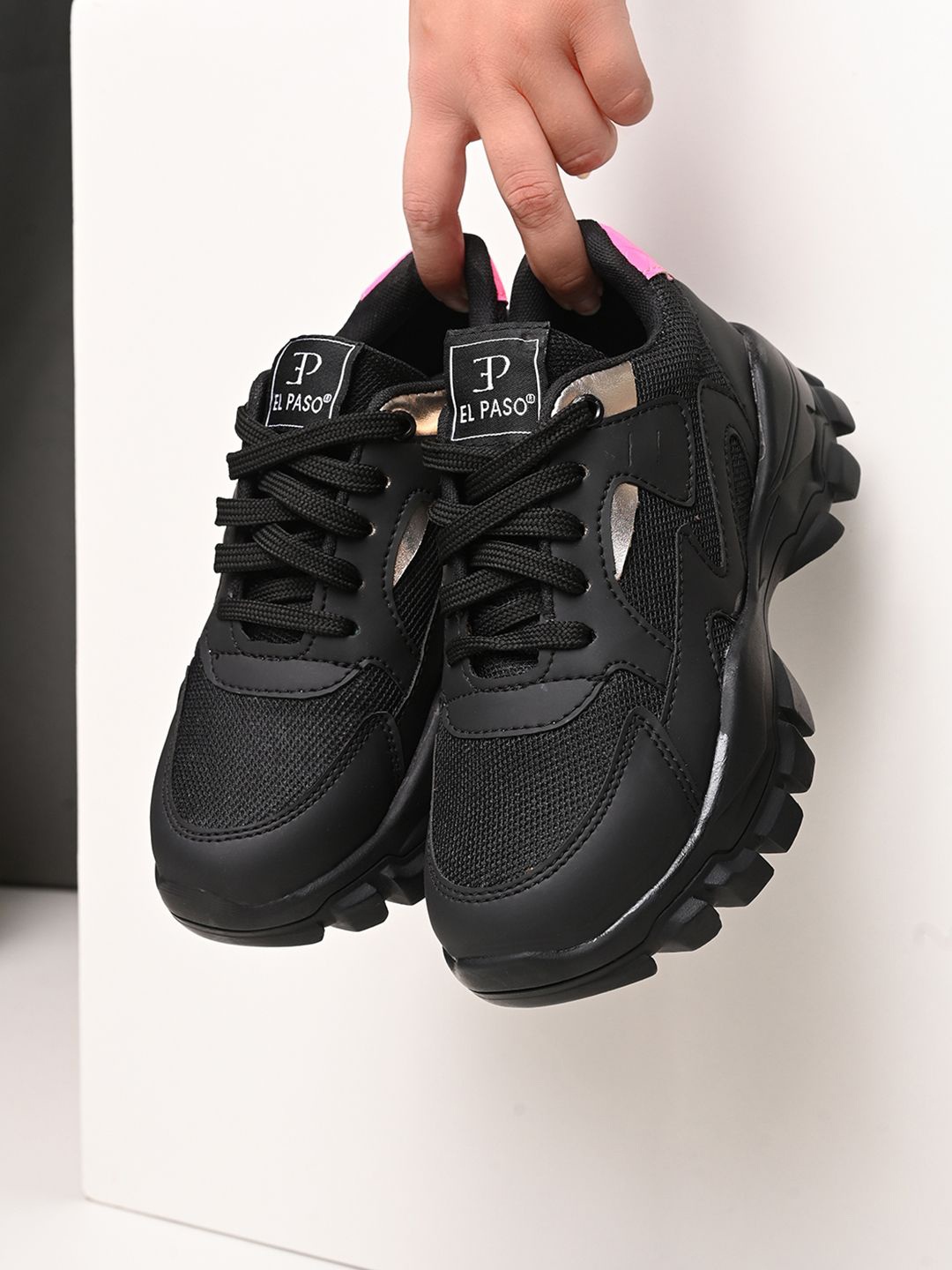 

El Paso Lace-Ups Round Toe Women Sneakers, Black