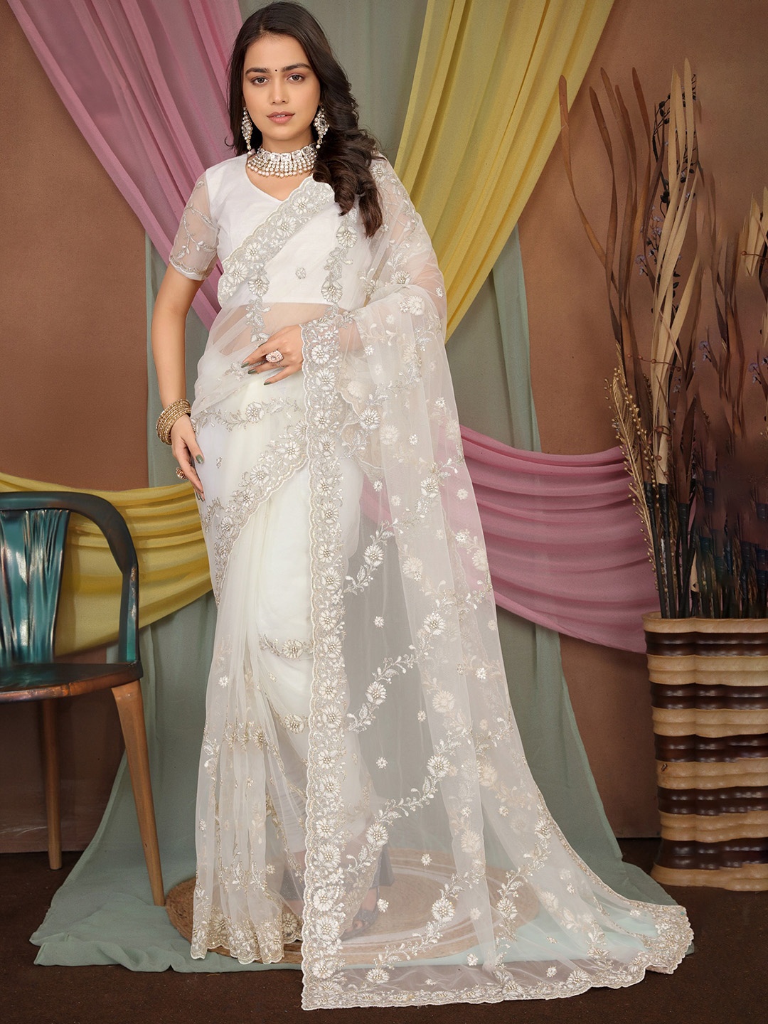 

Arron Creats Floral Embroidered Net Saree, White
