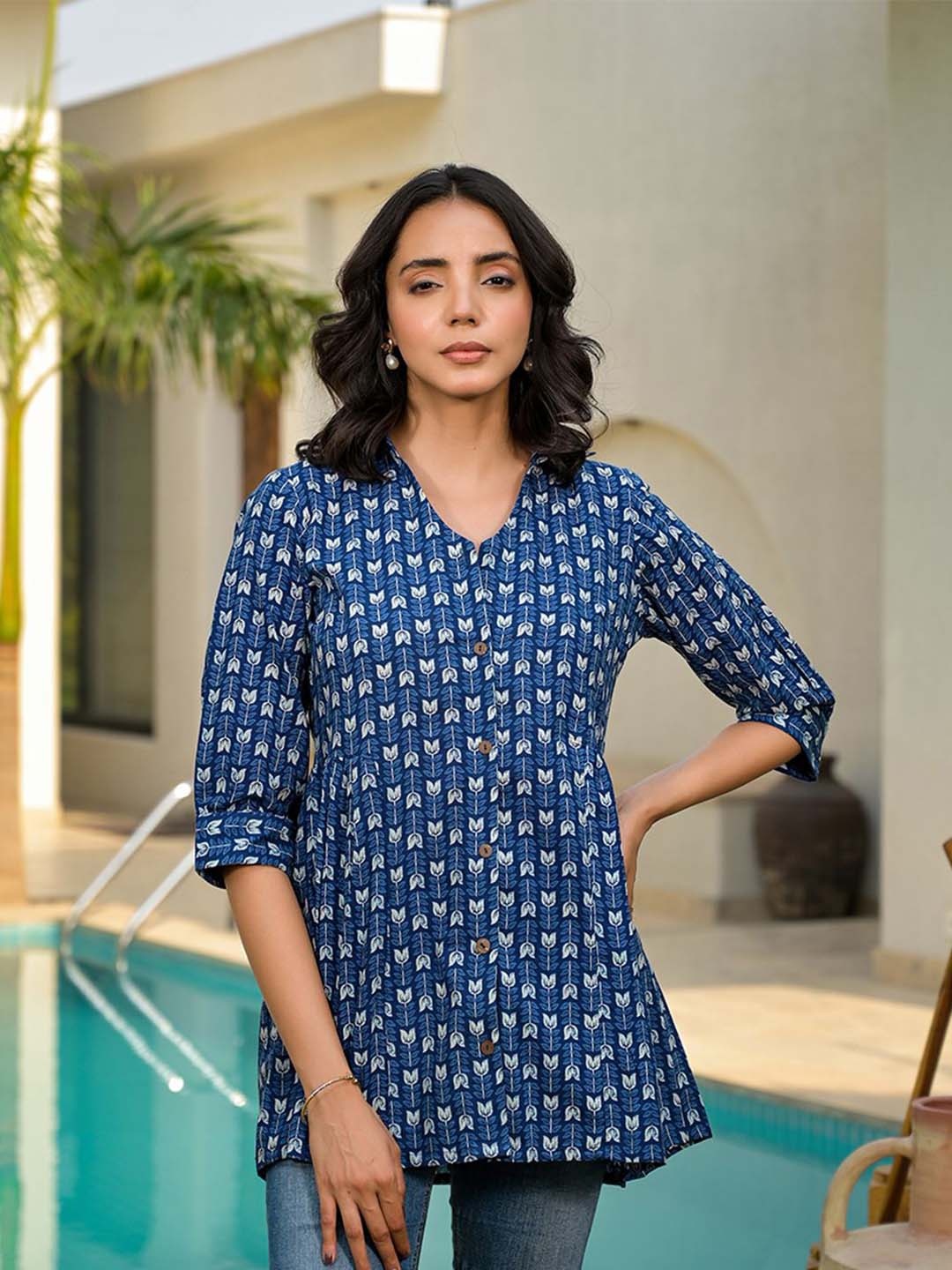 

ARAVALII Geometric Print Pure Cotton Top, Blue