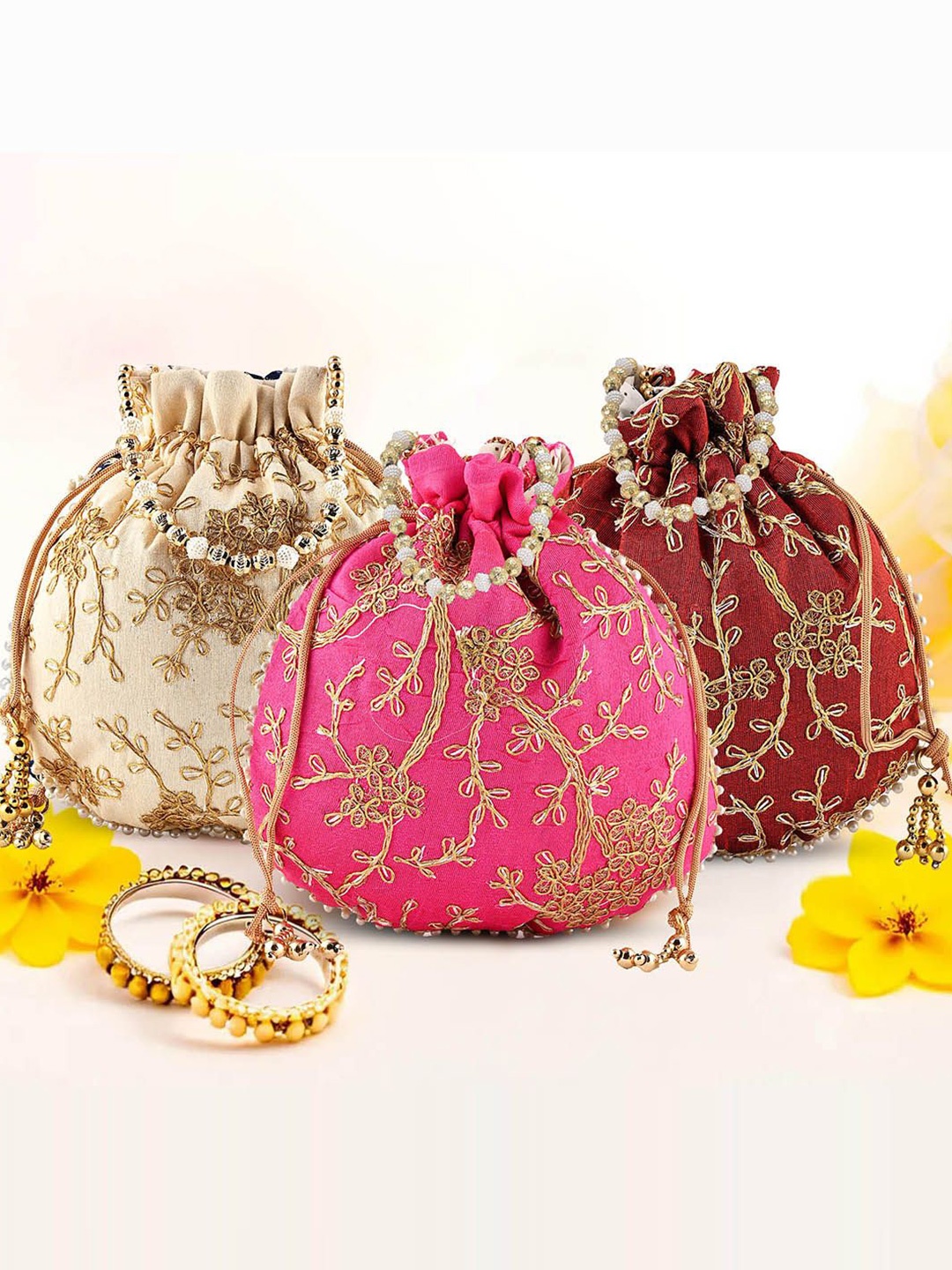 

Kuber Industries Set Of 3 Embroidered Potli Clutch, Cream