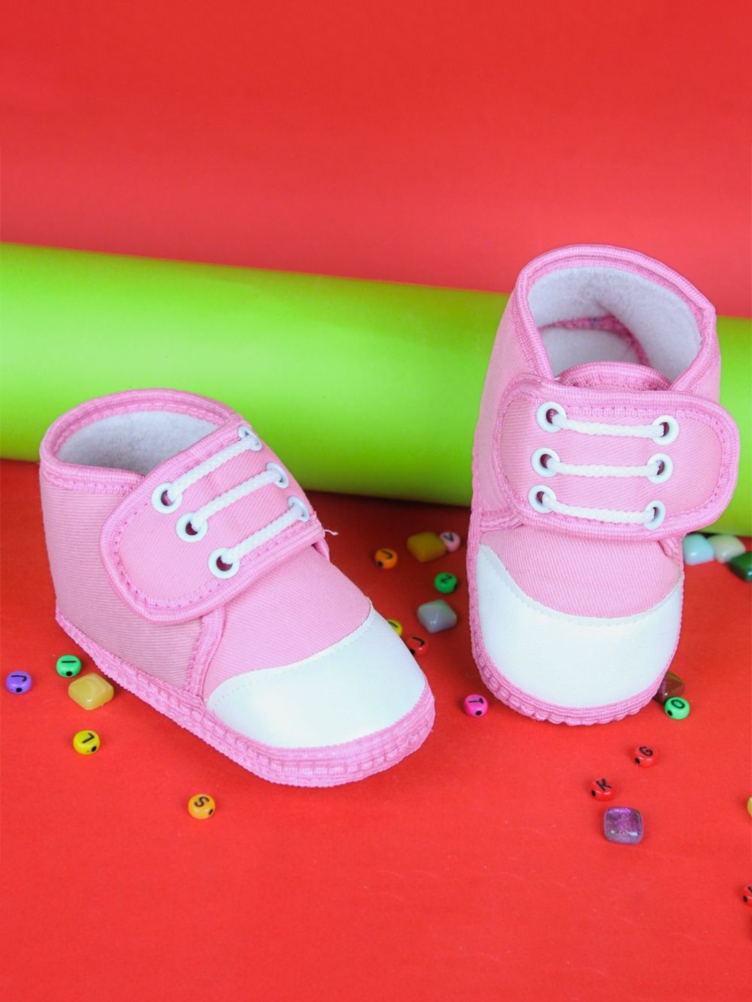 

NESKA MODA Kids Colourblocked Cotton Booties, Pink