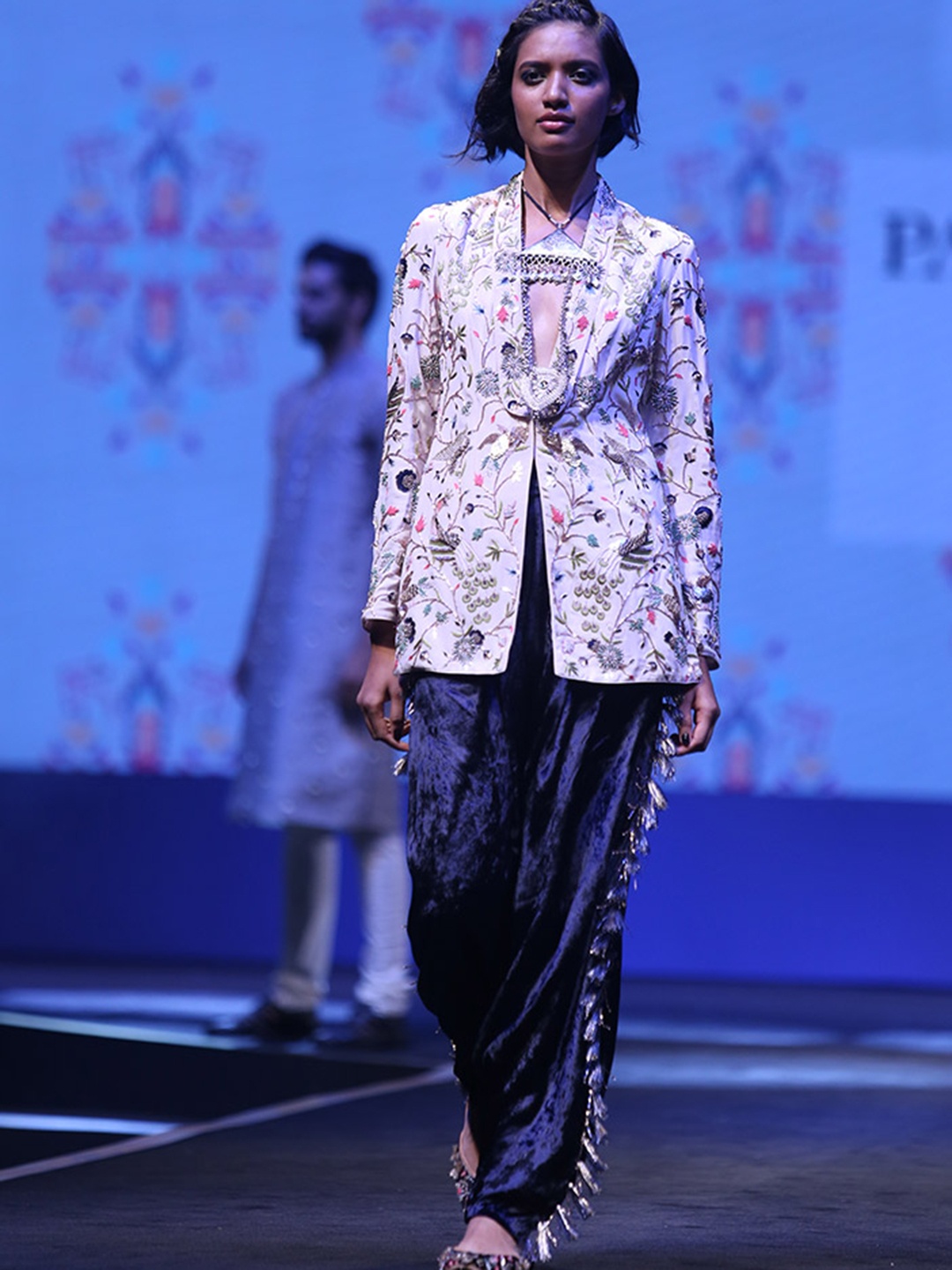 

Payal Singhal Women without Lightweight Jacket, Multi