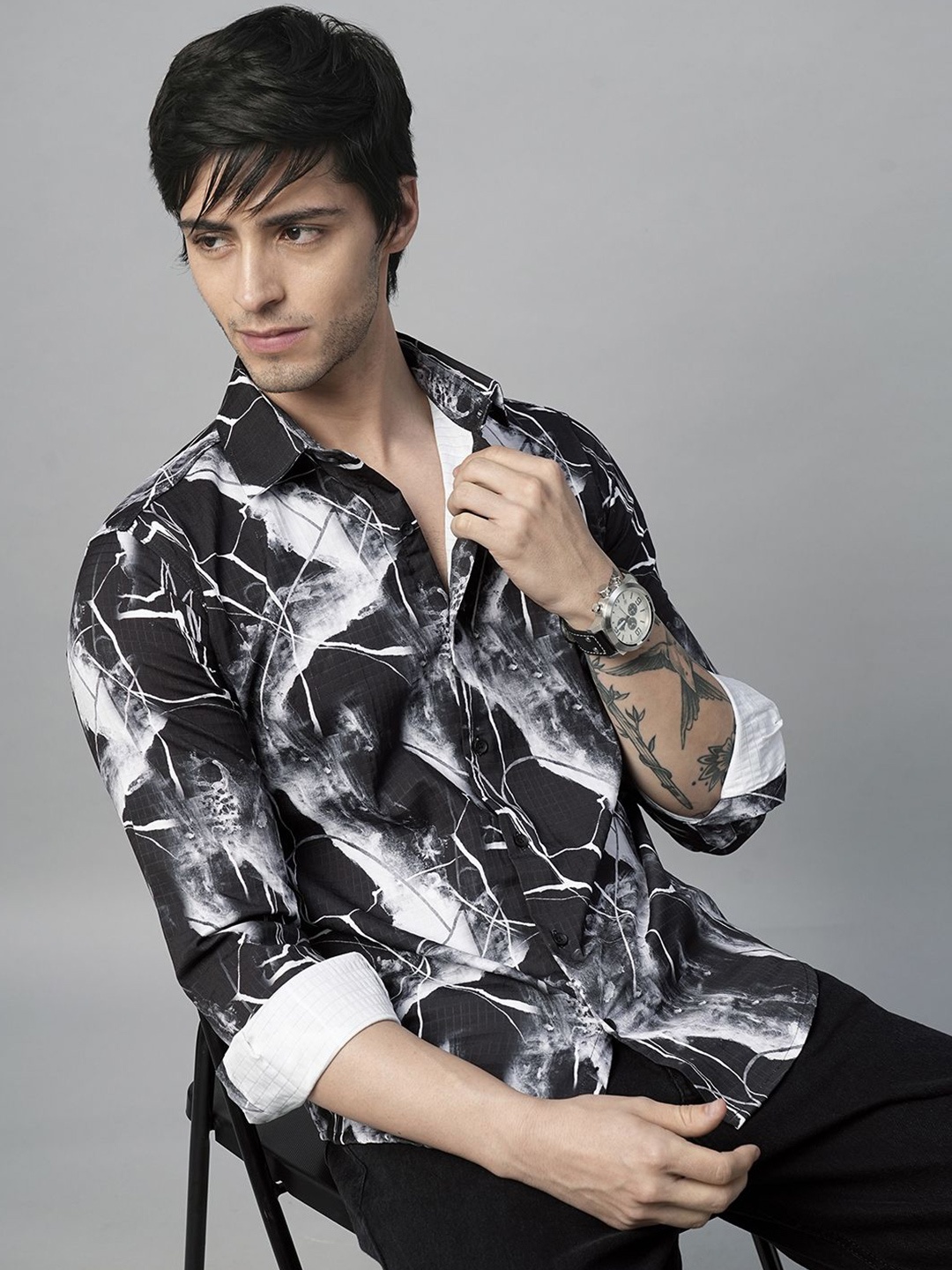 

TRYBUY.IN Men Standard Spread Collar Abstract Printed Cotton Casual Shirt, White