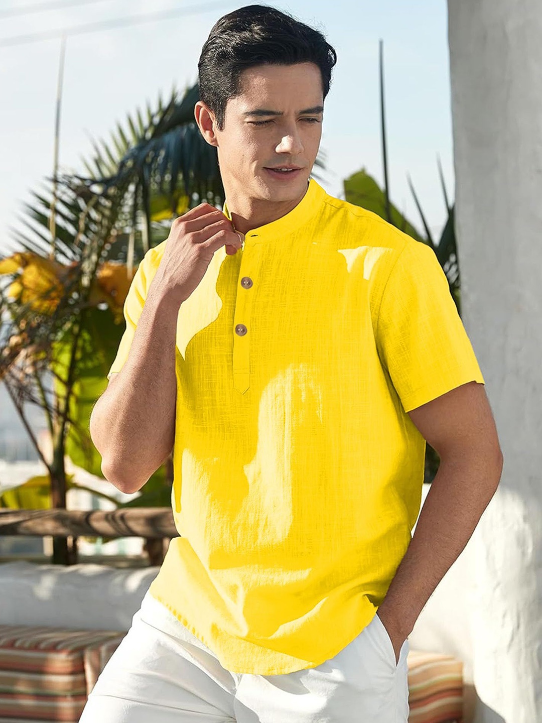 

Vida Loca Band Collar Pure Cotton Short Kurta, Yellow