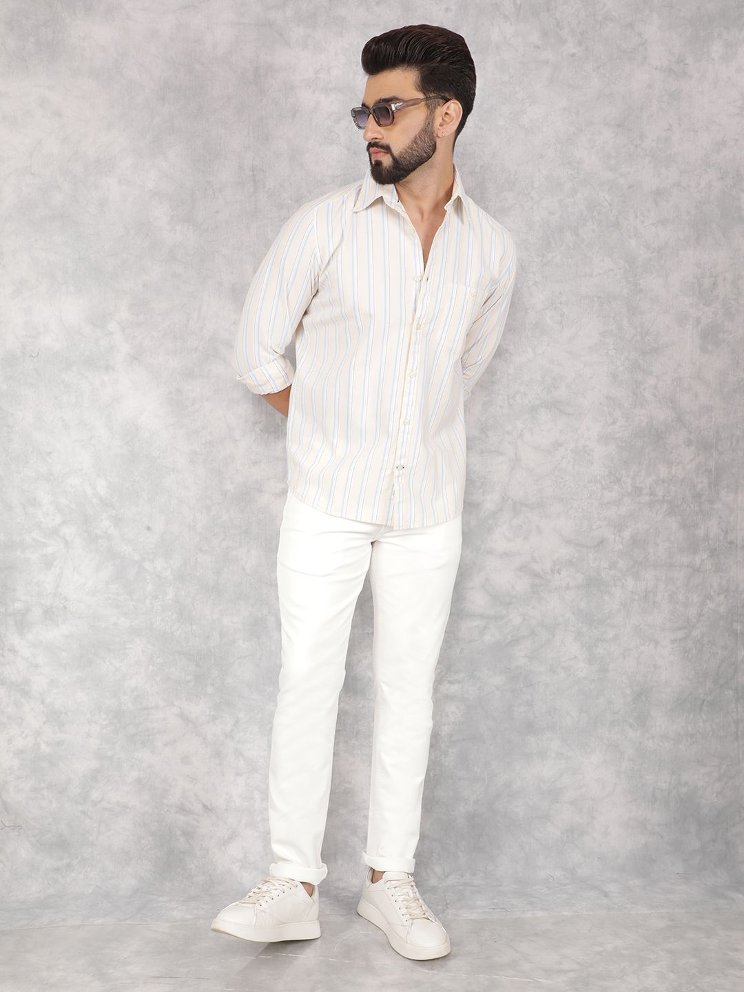 

Crimsoune Club Men Smart Button-Down Collar Vertical Striped Cotton Slim Fit Casual Shirt, Off white