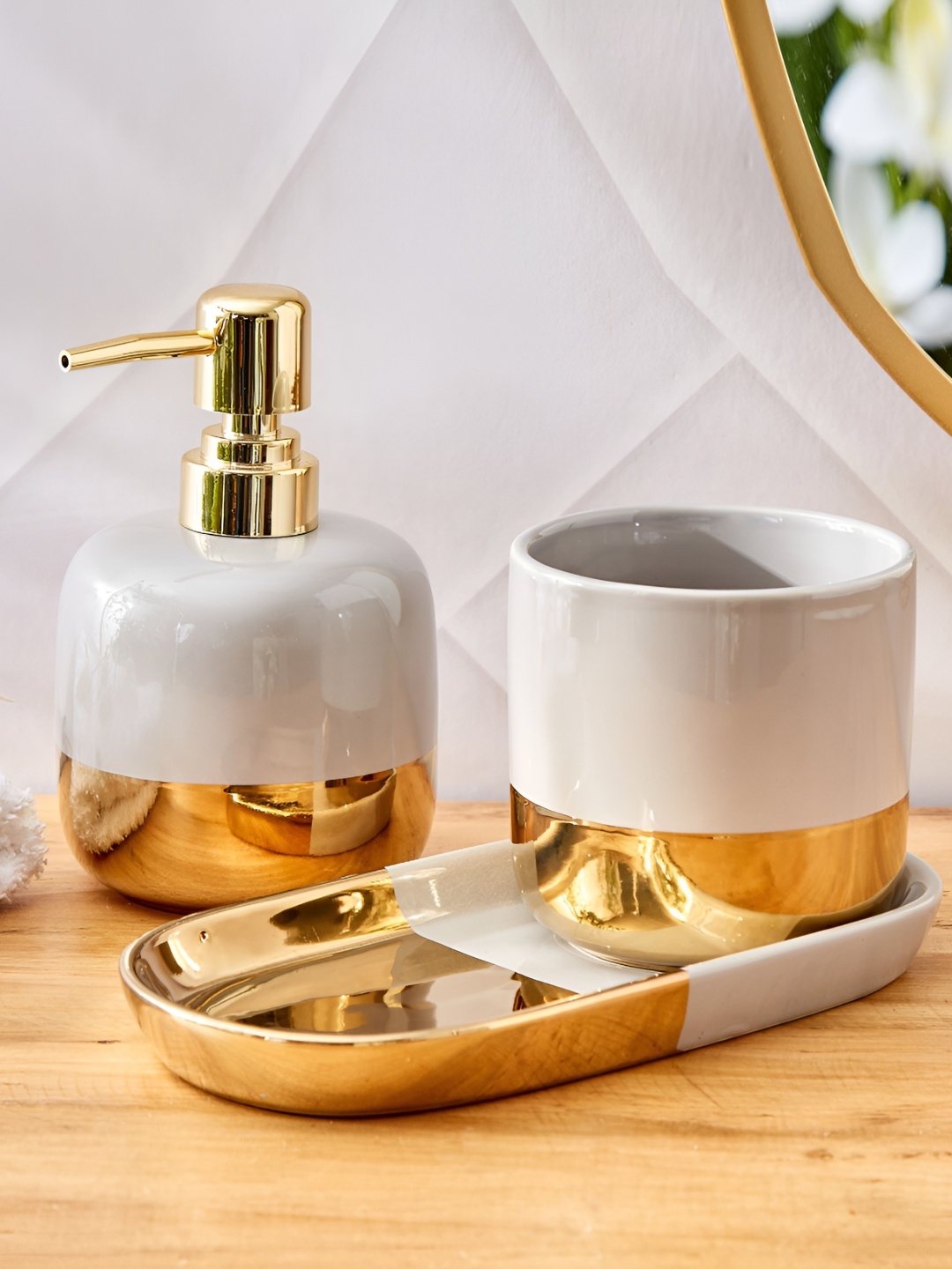 

Home Centre Grey & Gold Toned Ceramic Bath Accessories Set