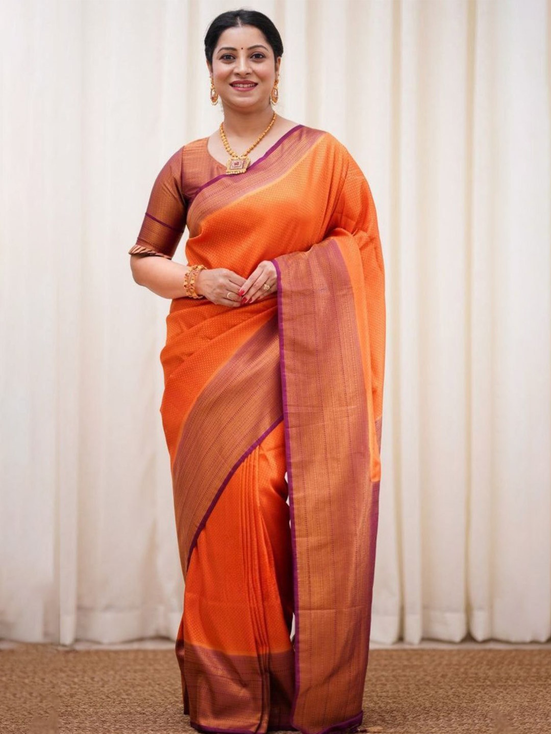 

Quelea Woven Design Zari Pure Silk Banarasi Saree, Orange