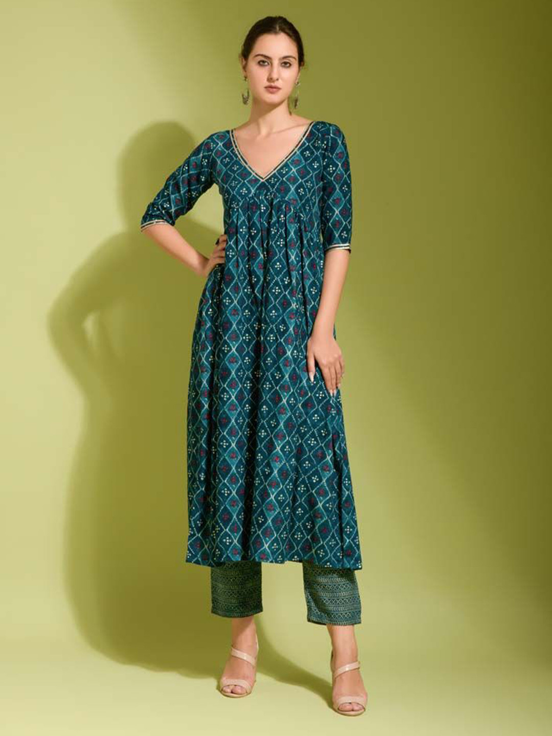 

SAZRIKA Geometric Printed Anarkali Kurta, Green