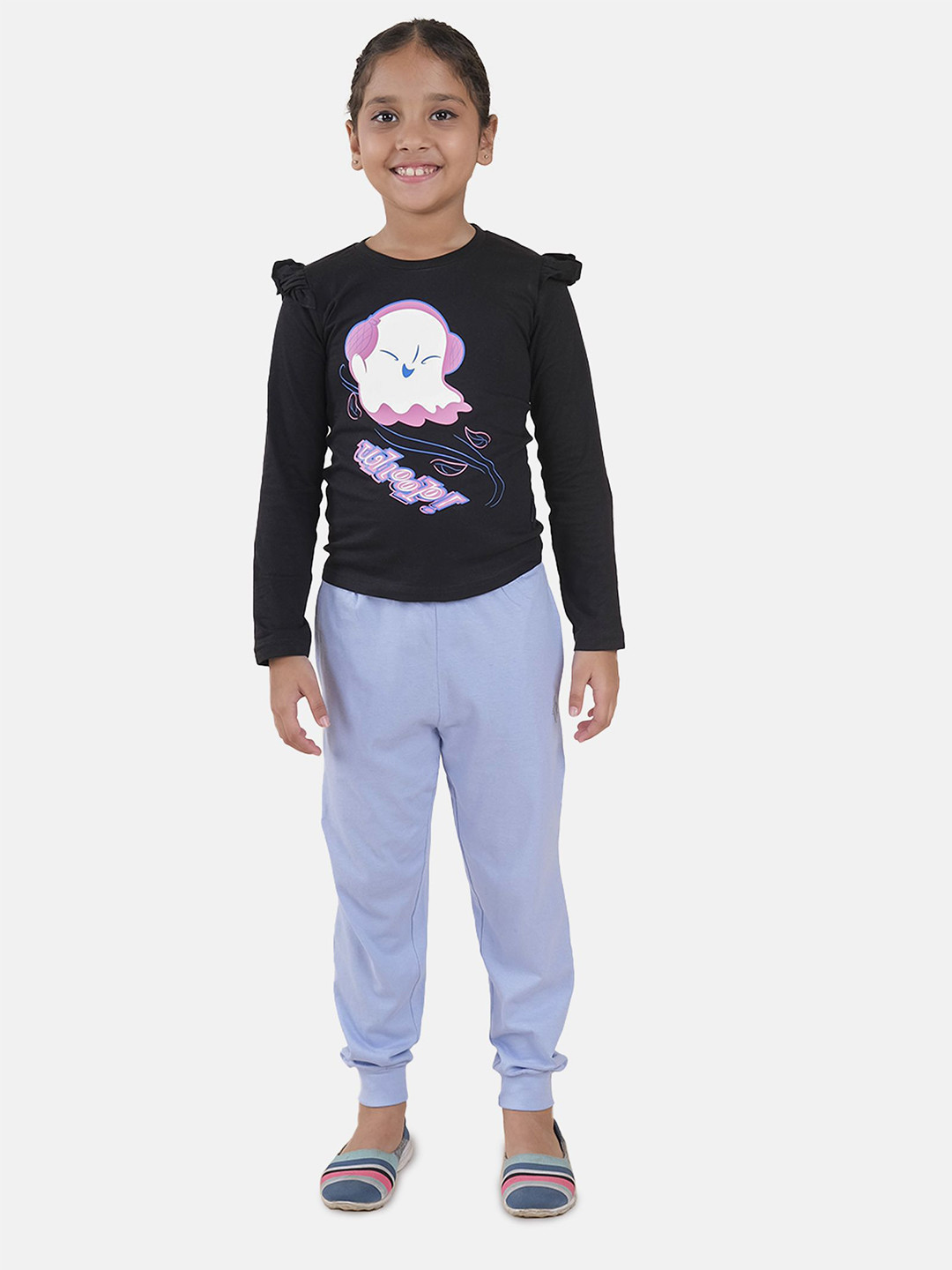 

KiddoPanti Girls Printed Pure Cotton Top With Jogger, Black