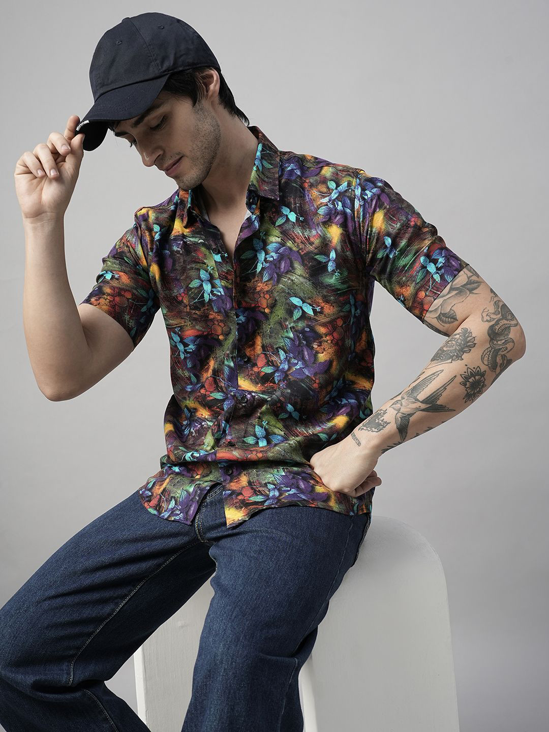 

TRYBUY.IN Men Standard Spread Collar Abstract Printed Cotton Casual Shirt, Green