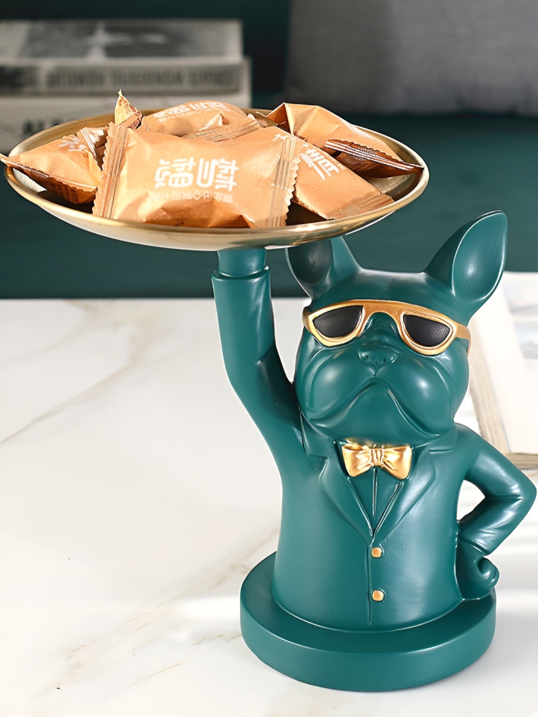 

SMOKEY COCKTAIL Green Bulldog Statue Figurine Showpiece
