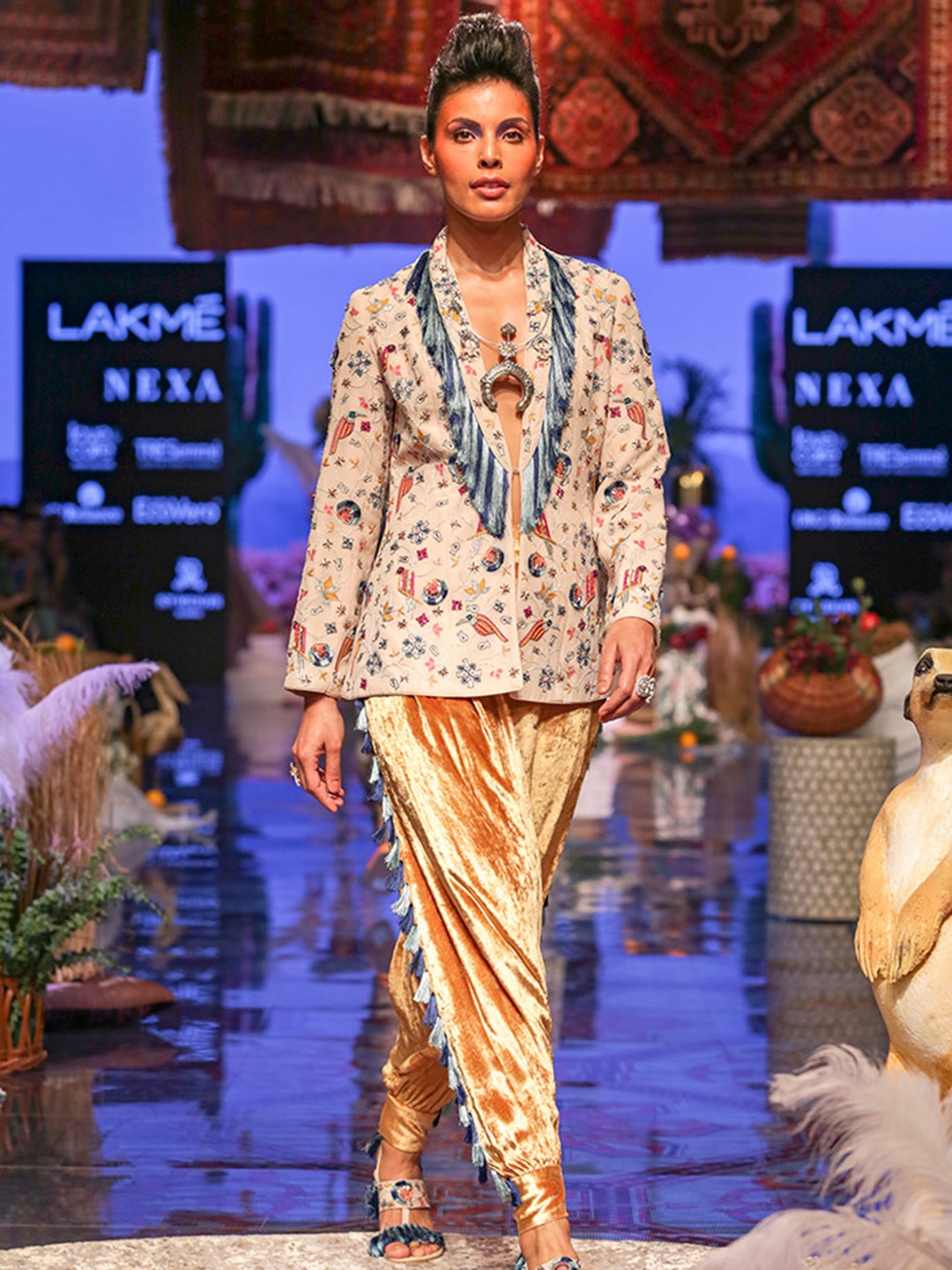 

Payal Singhal Women Lightweight Patchwork Jacket, Beige