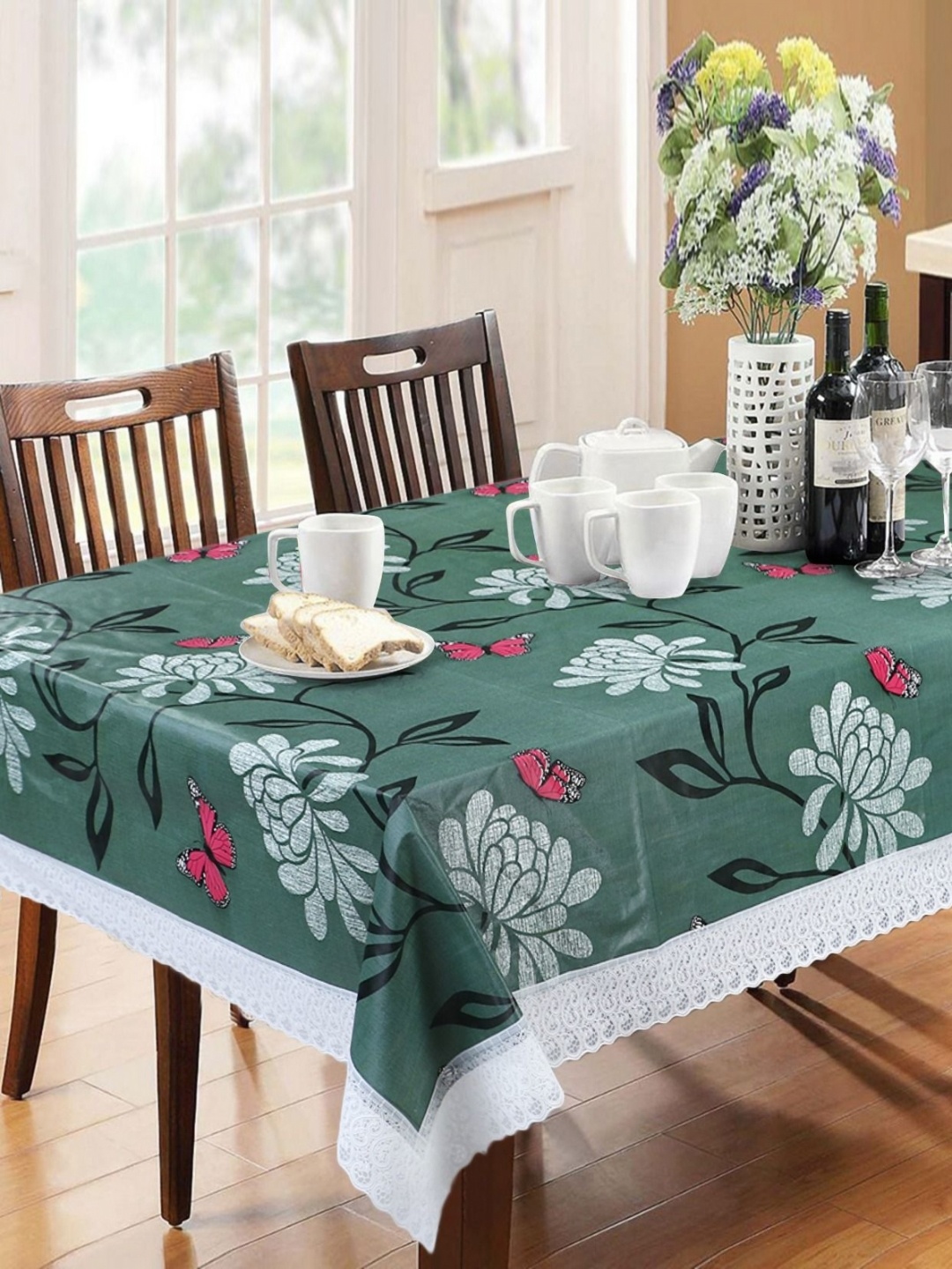 

LooMantha Green & White Floral Printed 6 Seater Table Cover