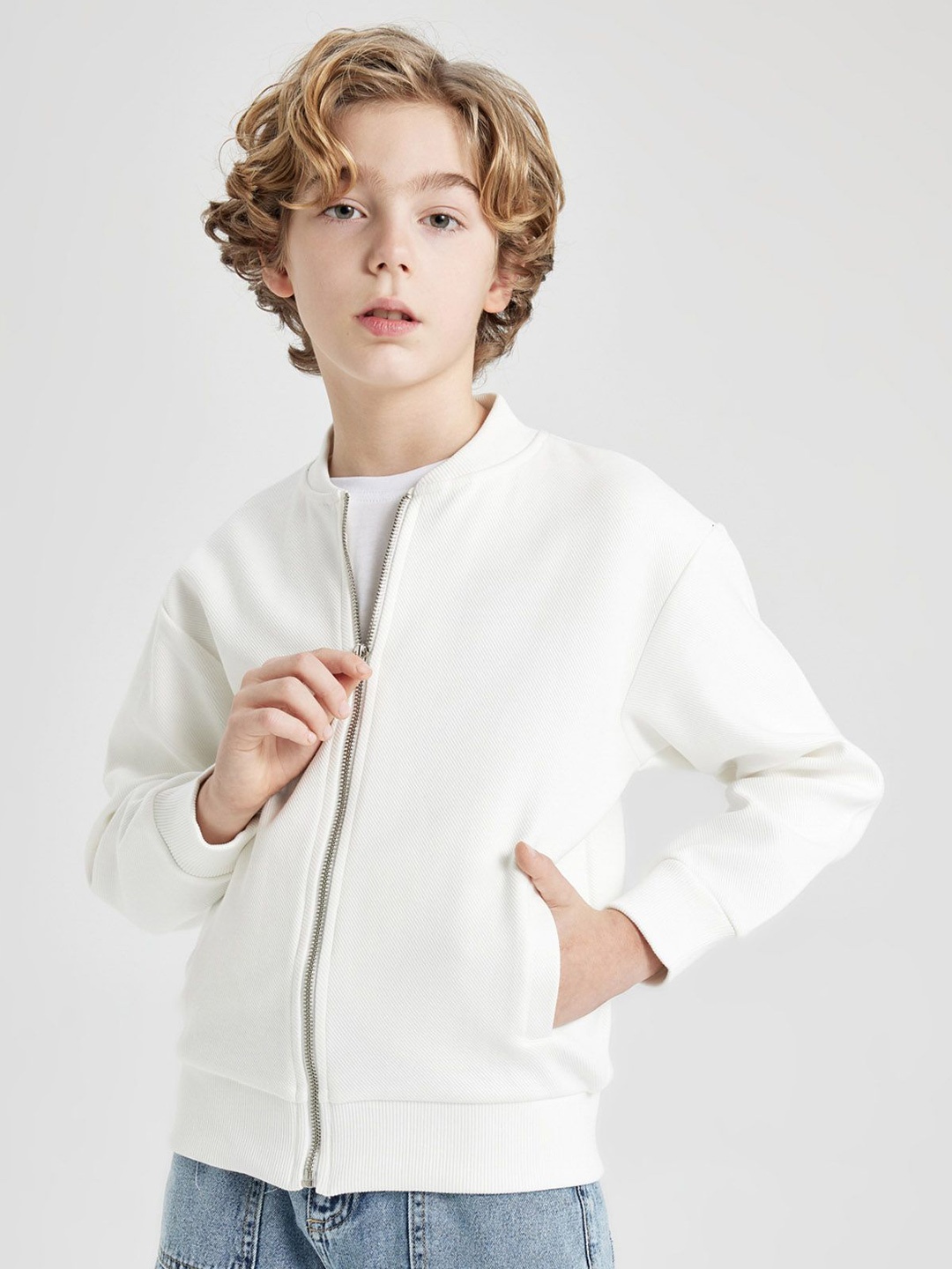

DeFacto Boys, White