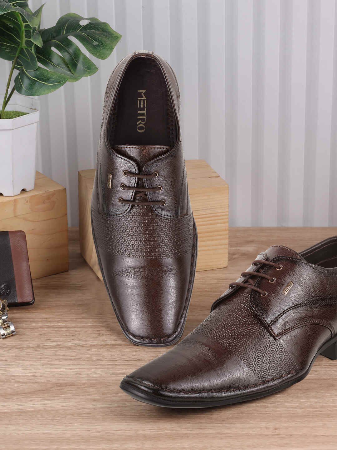 

Metro Men Textured Leather Formal Derbys, Brown