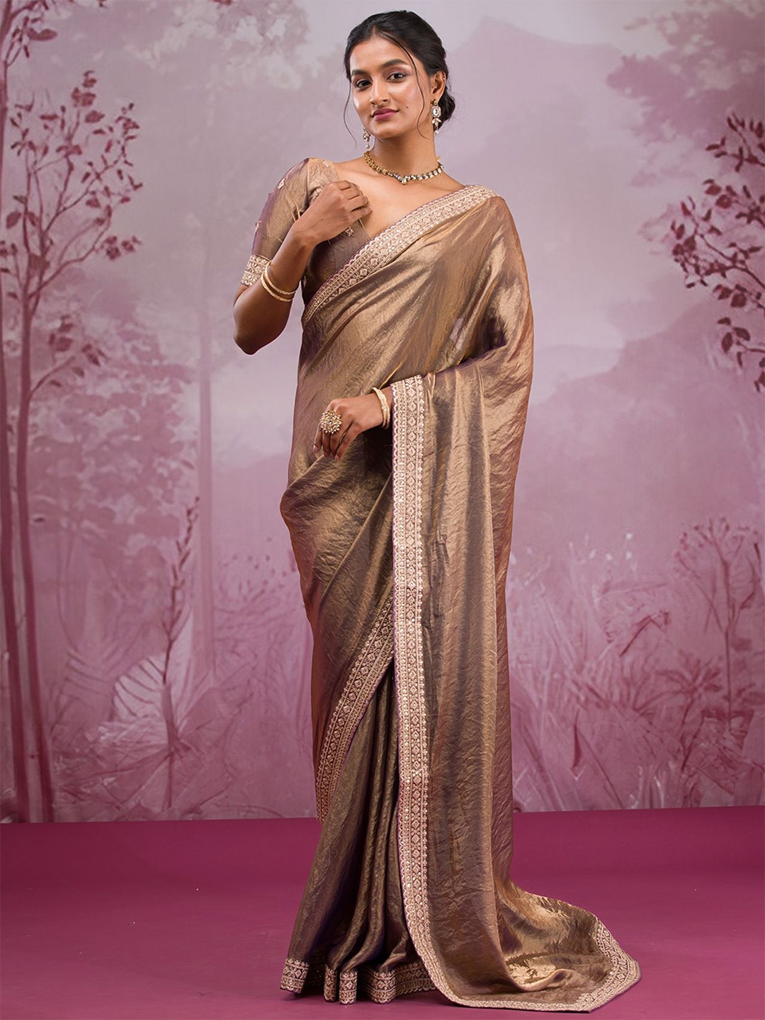 

Koskii Embroidered Border Solid Saree With Blouse Piece, Copper