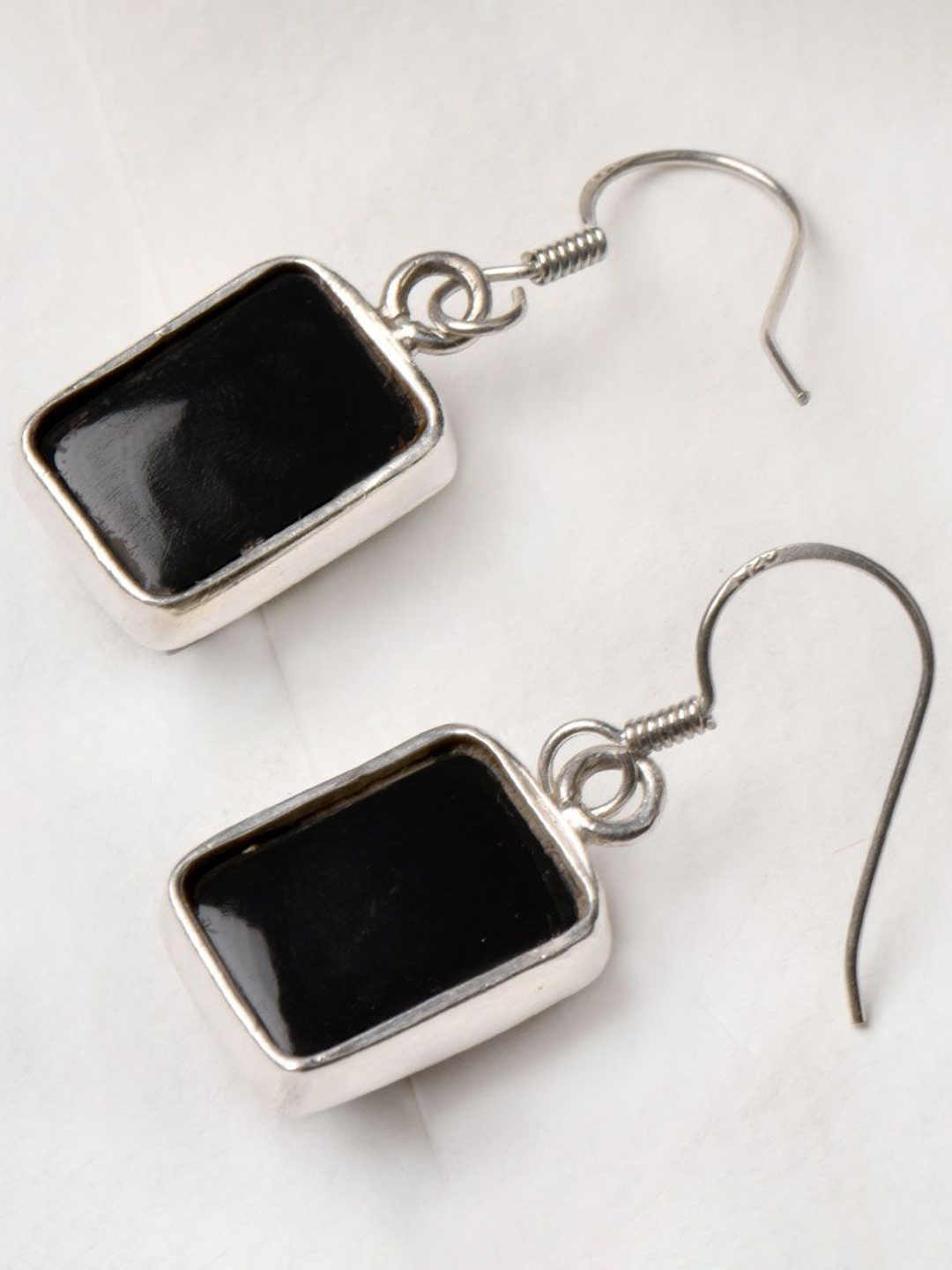 

Indianshelf 92.5 Sterling Silver Stones Studded Geometric Drop Earrings