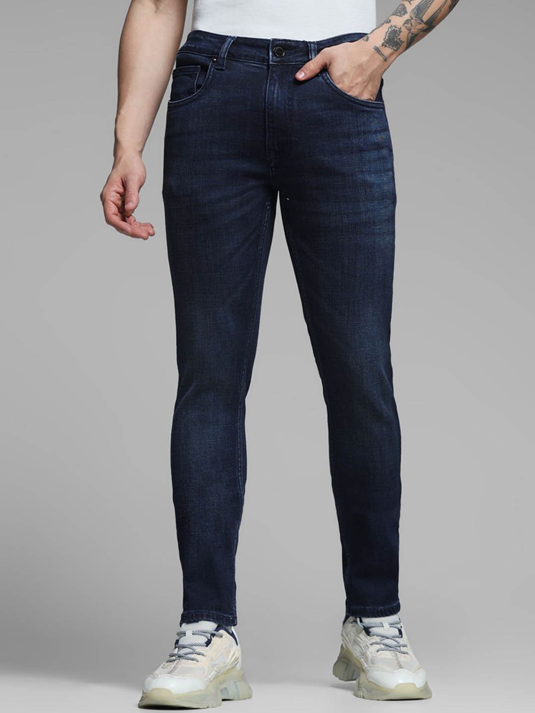 

Jack & Jones Men Skinny Fit Low-Rise Light Fade Stretchable Jeans, Blue