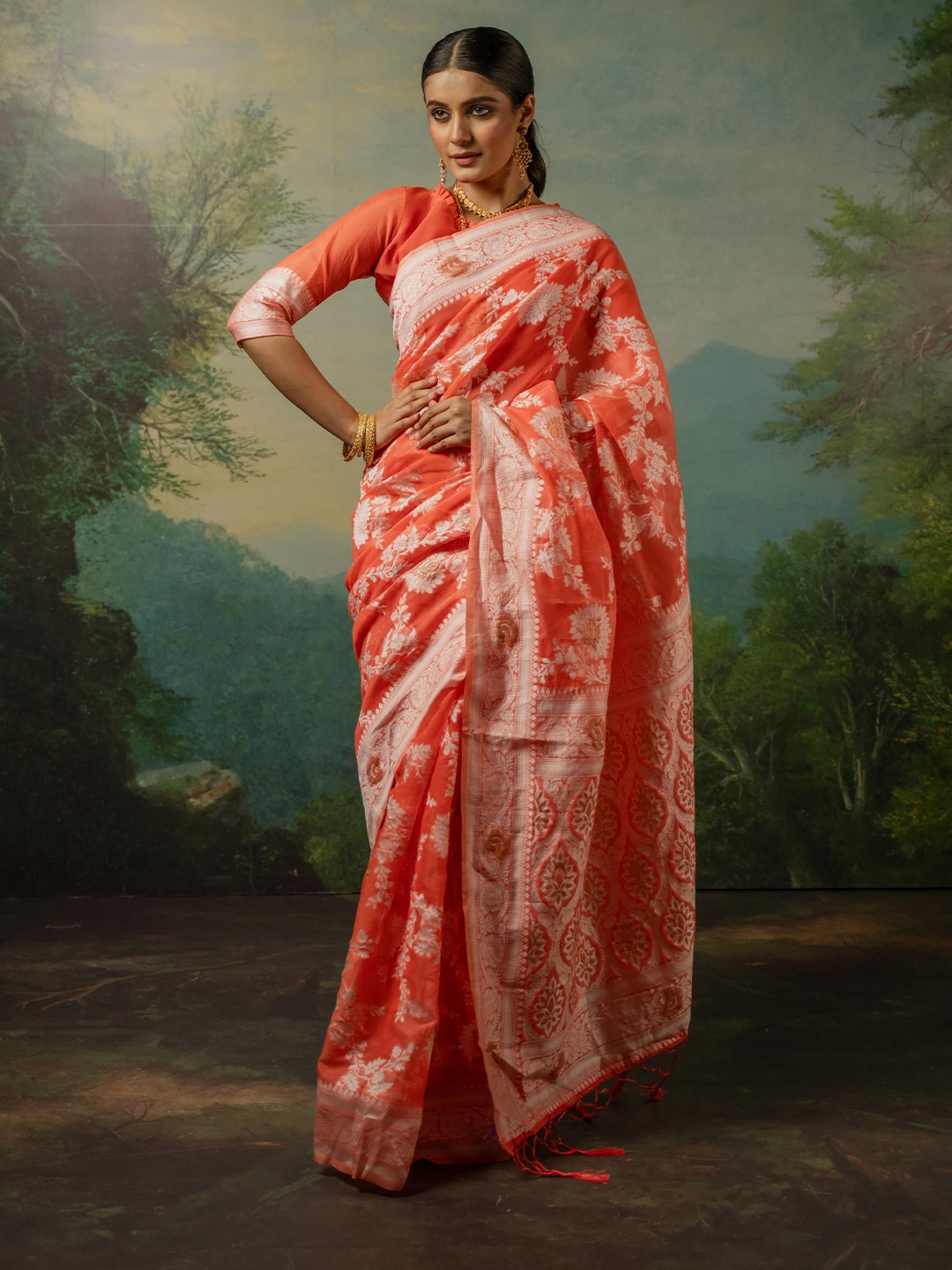 

Sangria Ethnic Motifs Woven Design Tassel Saree, Peach