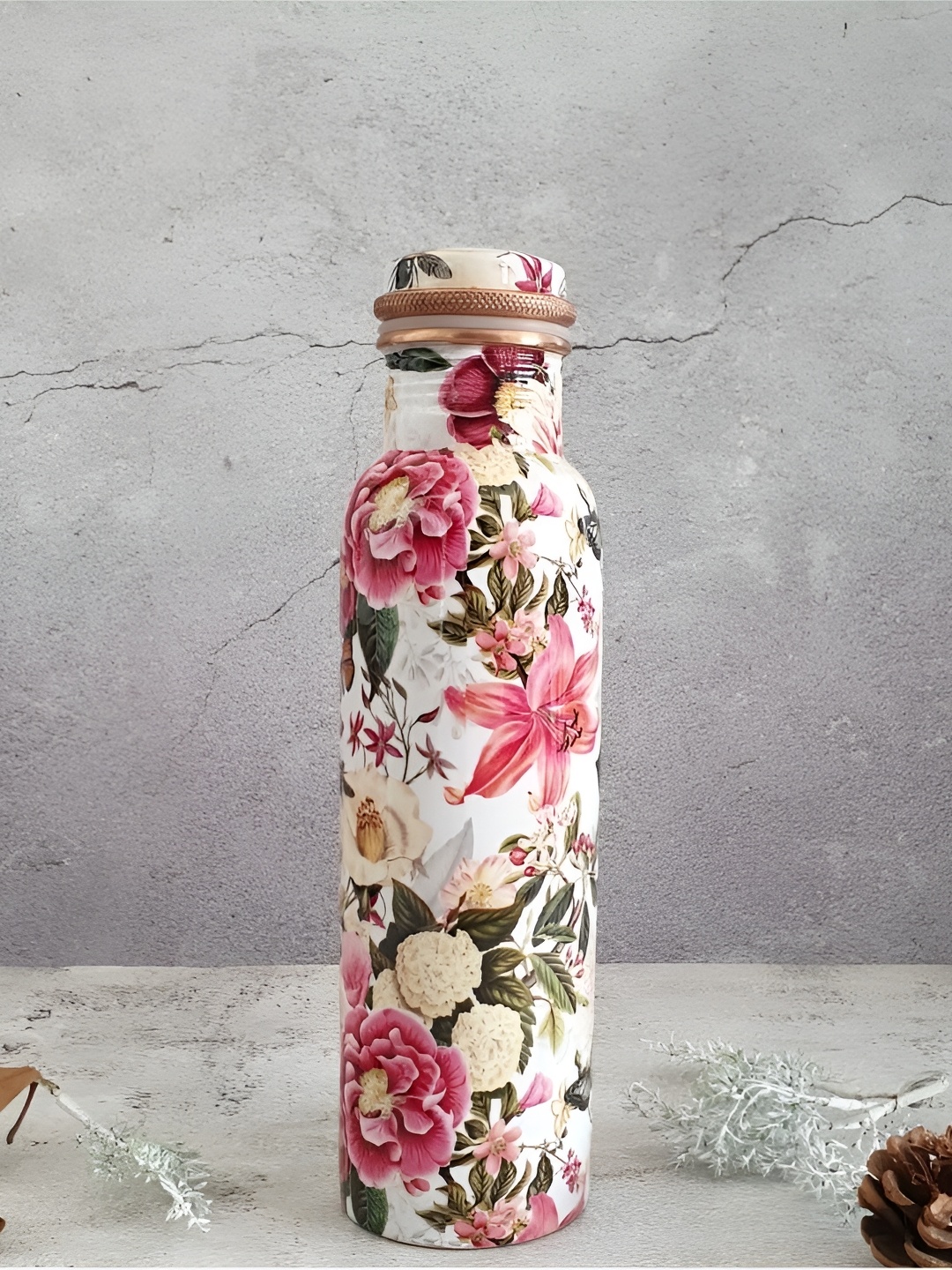 

BLANK SLATE HOME Alice in Wonderland Pink & White Printed Copper Water Bottle 950ml
