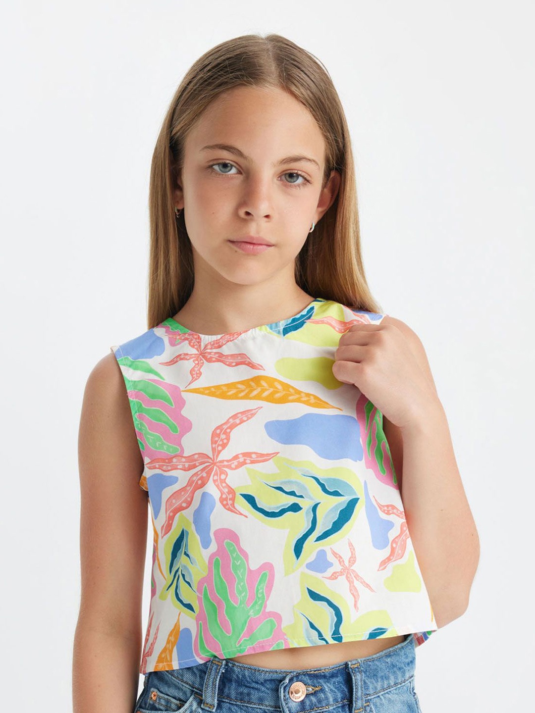 

DeFacto Girls Floral Printed Round Neck Cotton Top, White