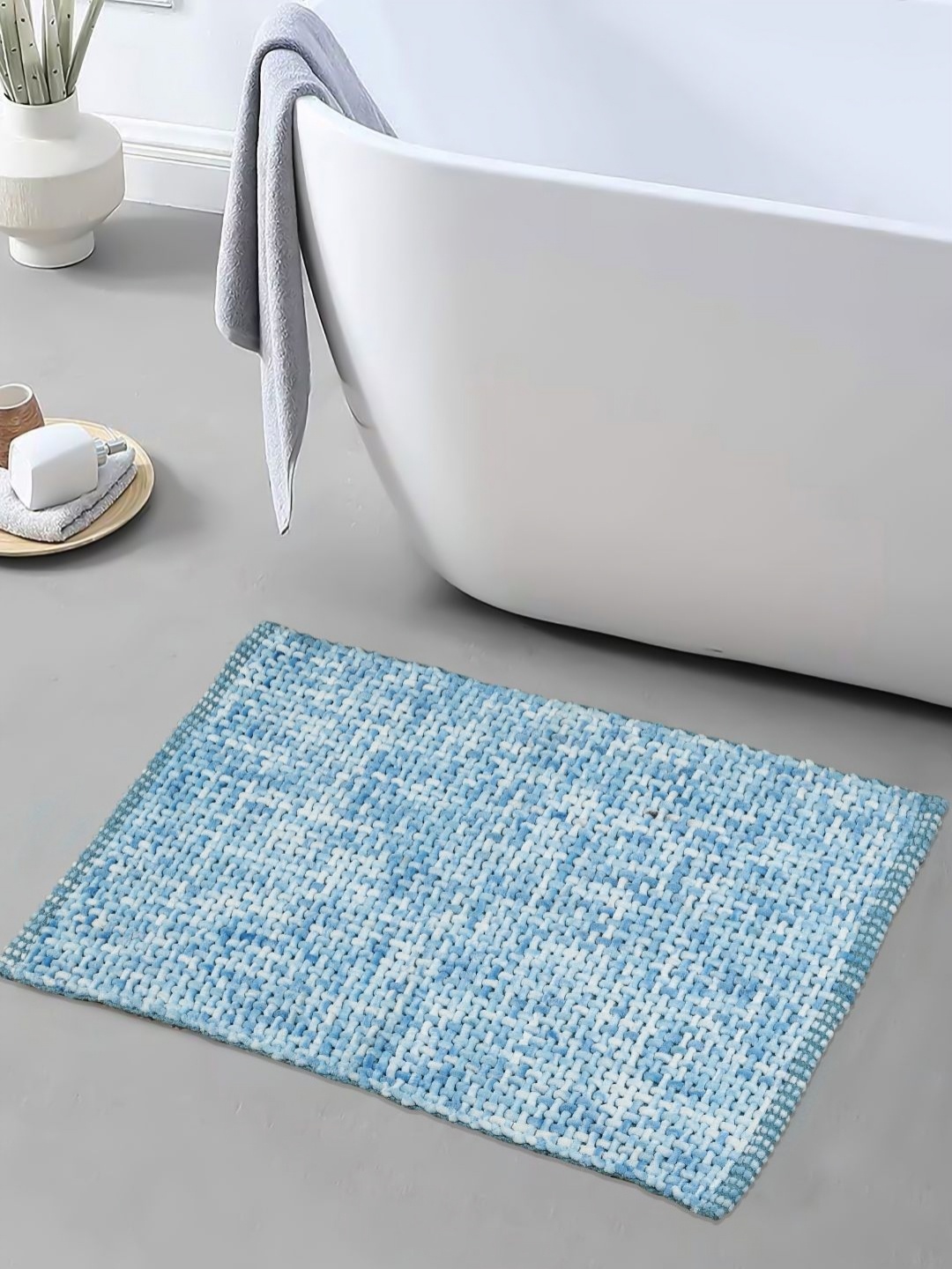 

HOMADORN Blue & White Textured 500 GSM Anti Skid Bath Rugs