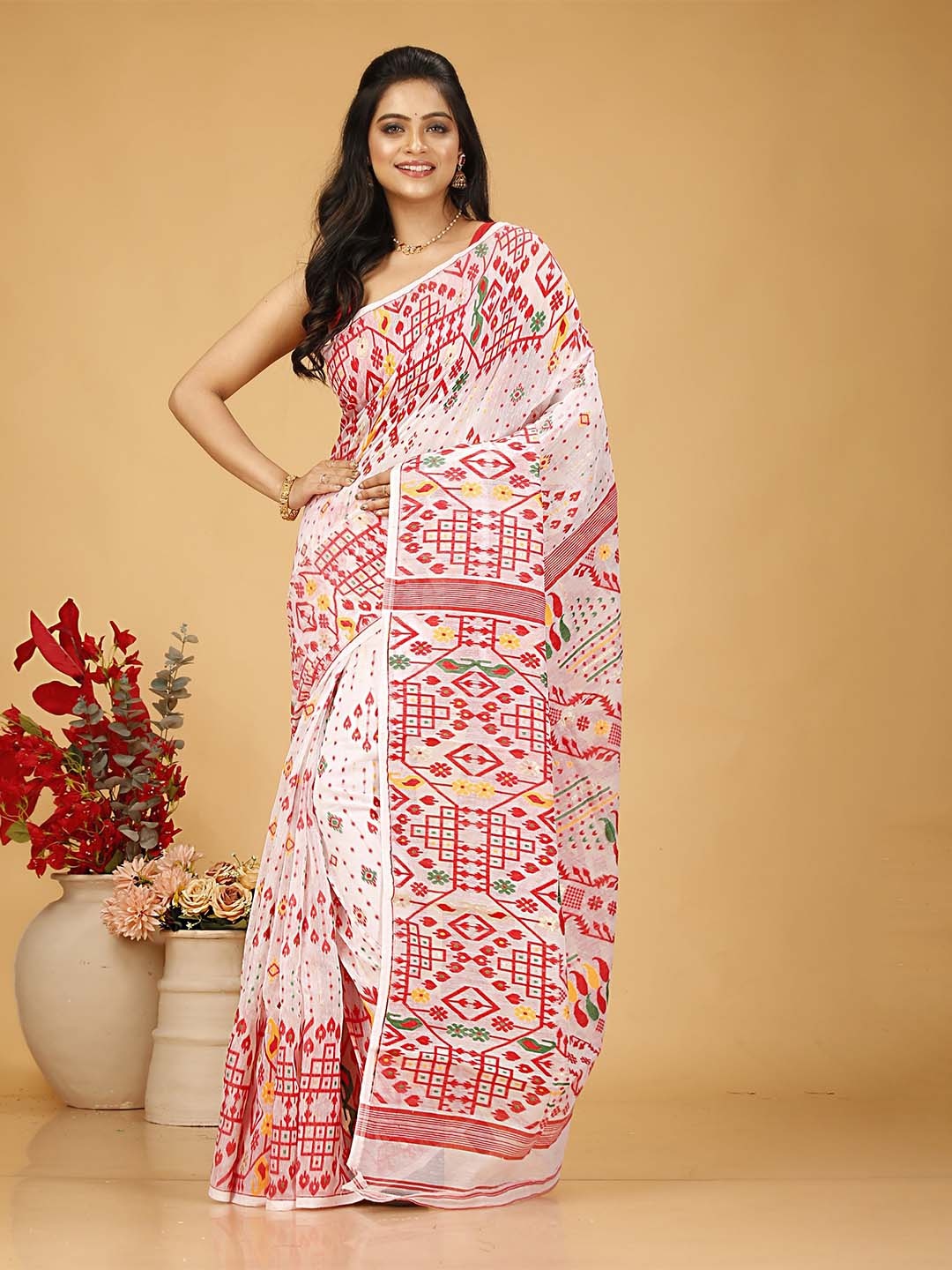 

SLAGHA Woven Design Zari Jamdani Saree, White