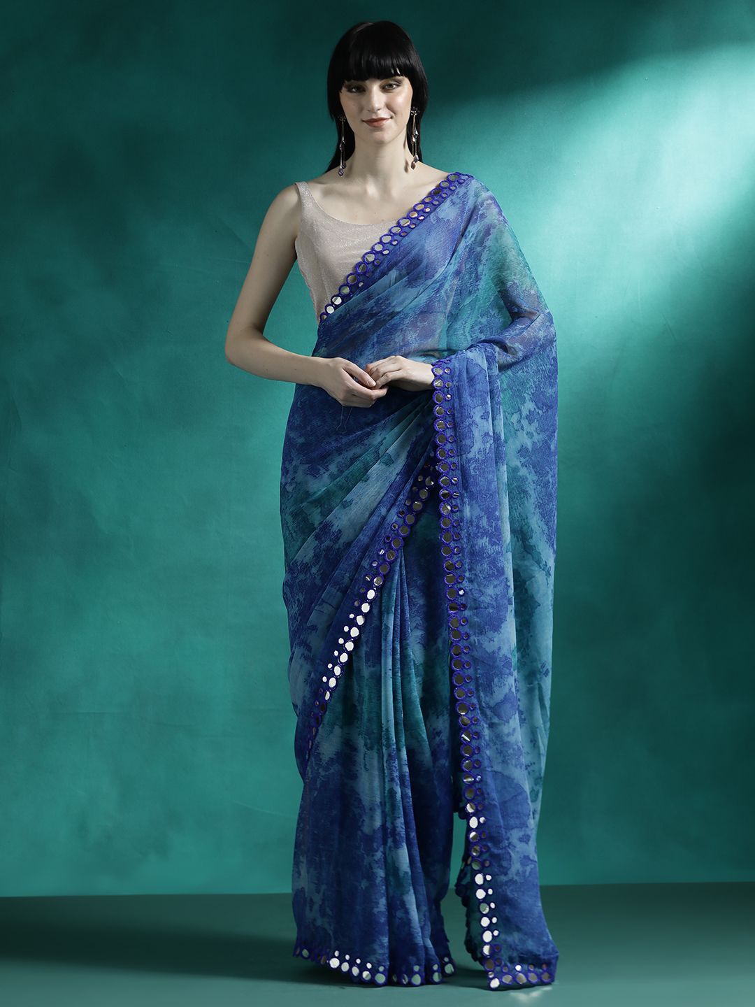

Sangria Printed Saree With Blouse Piece, Blue