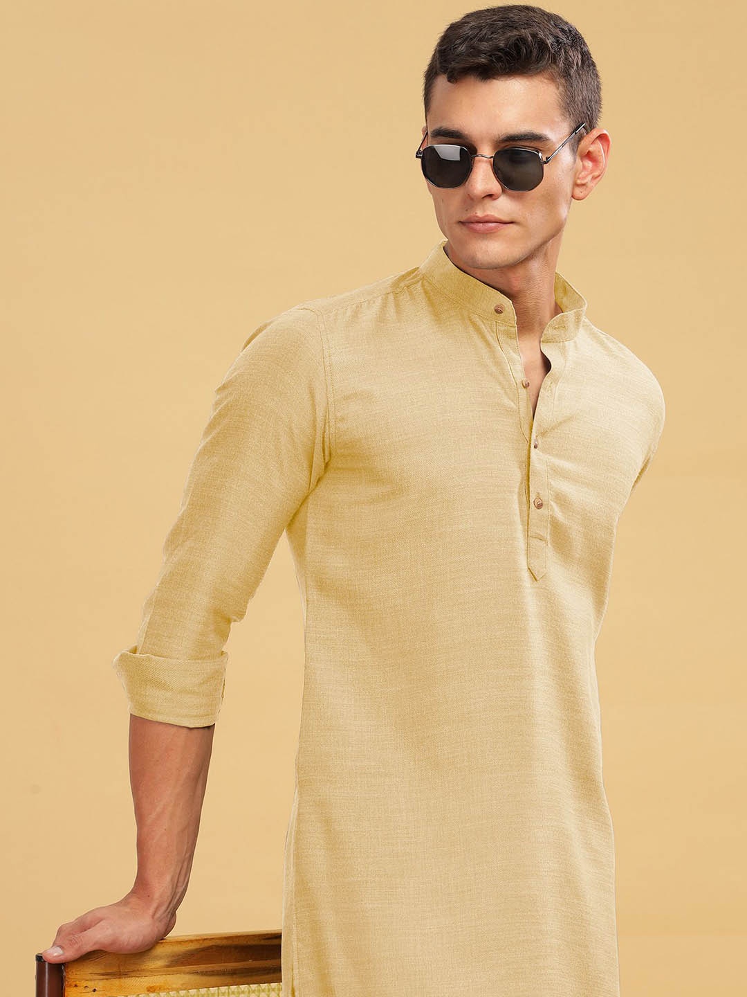 

Anouk Cream Coloured Band Collar Linen Cotton Straight Kurta