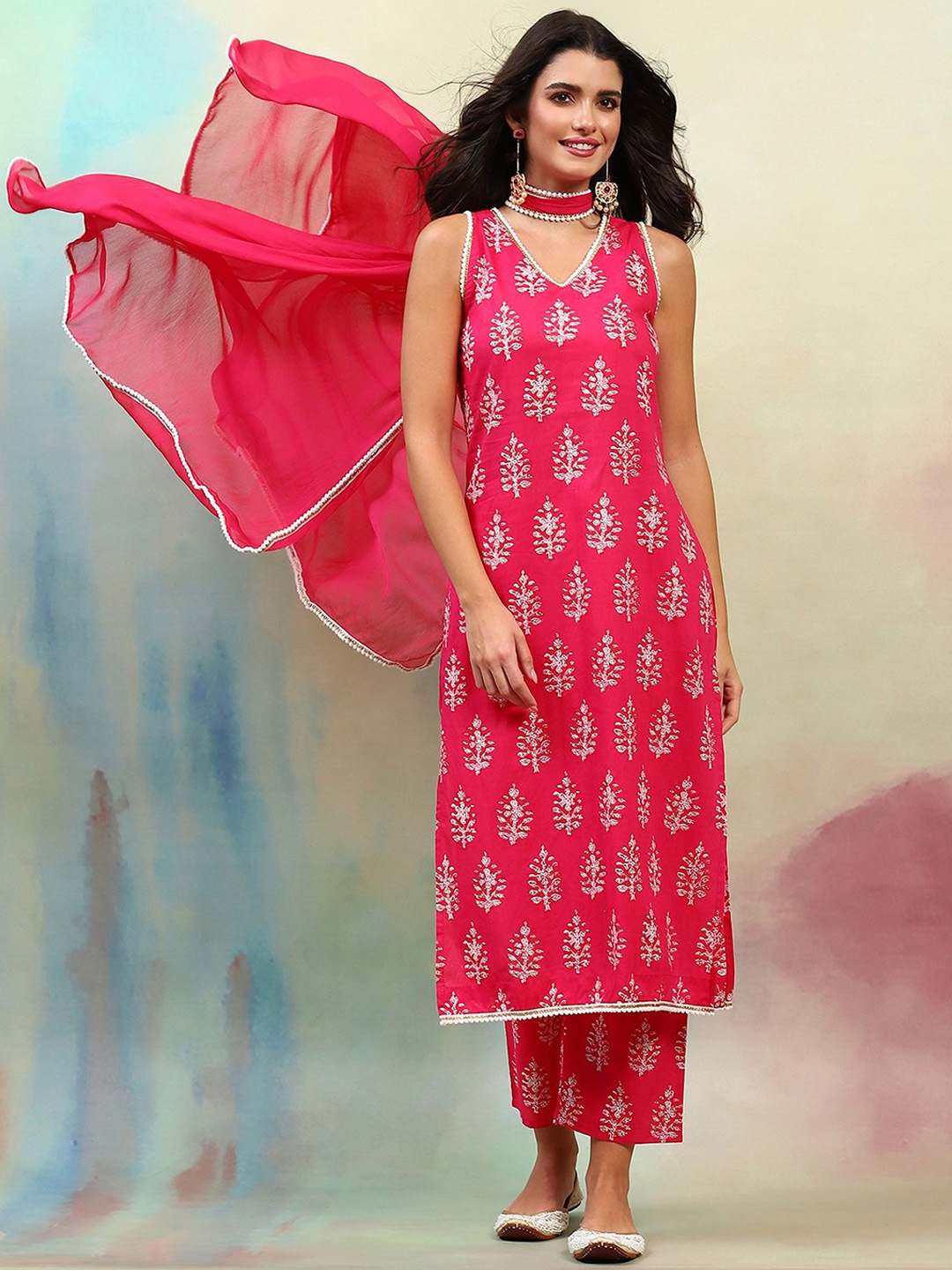 

Khushal K Printed Gotta Patti Pure Cotton Straight Kurta with Palazzos & Dupatta, Pink