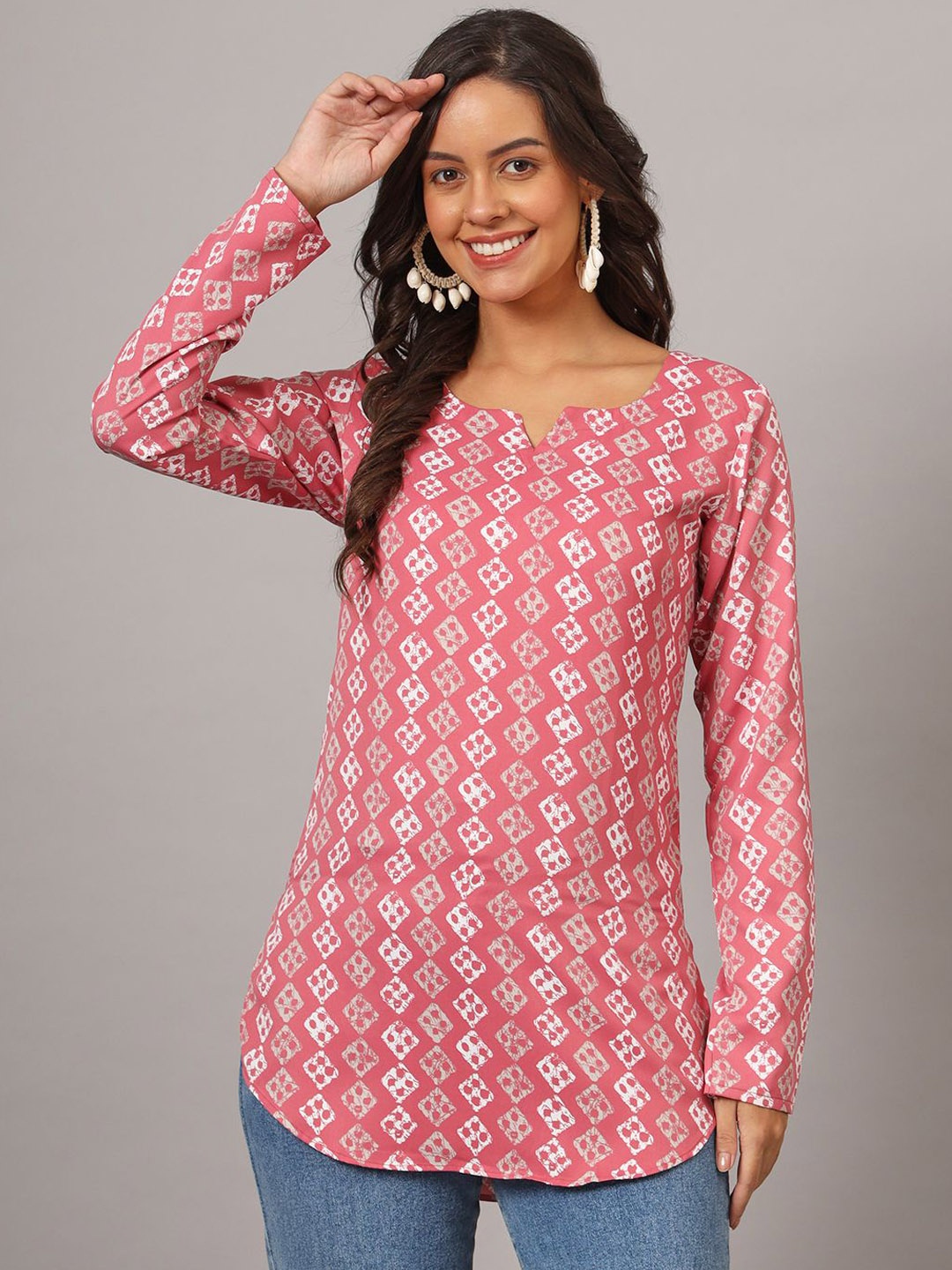 

DHAKRE FASHION Geometric Printed Long Sleeves Pure Silk Kurti, Peach