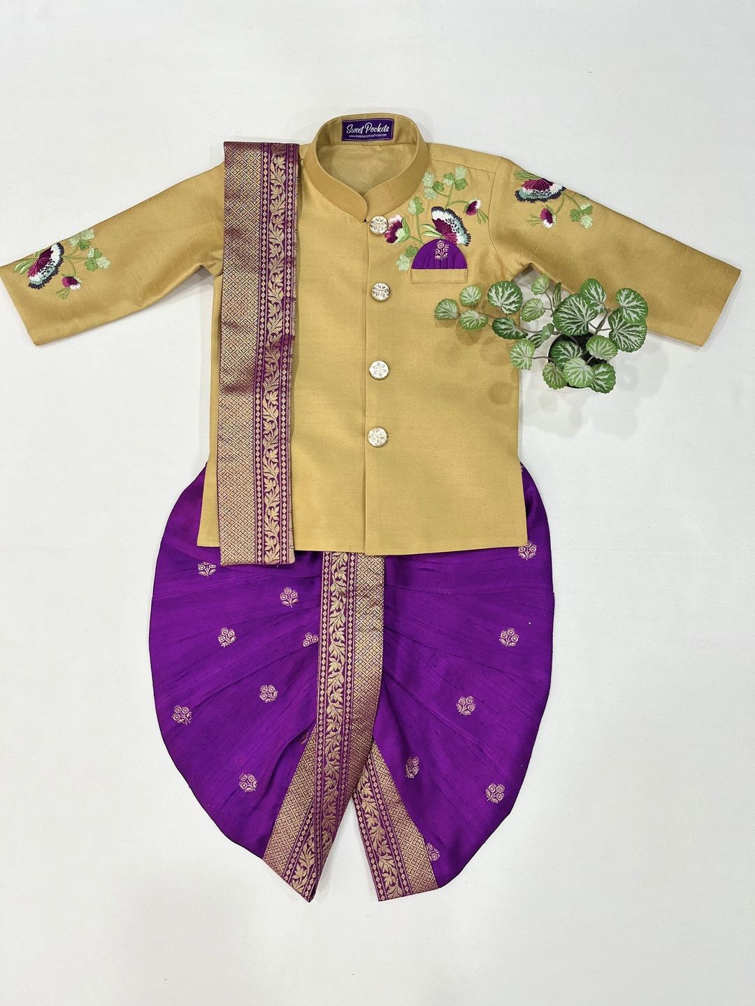 

Sweet Pockets Boys Floral Embroidered Dupion Silk Kurta with Dhoti Pants & Kanduva, Gold