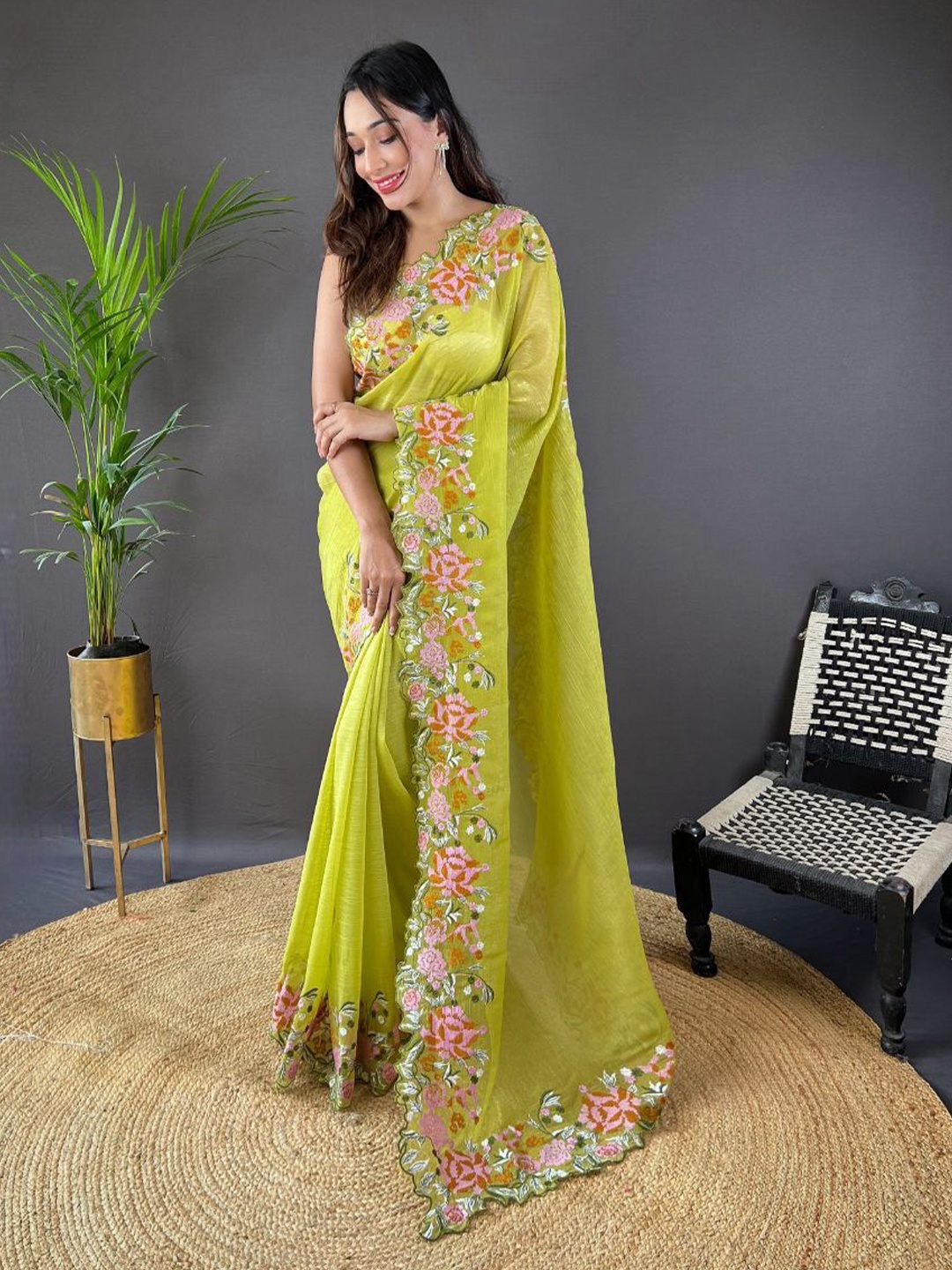 

Celeb Styles Floral Embroidered Silk Blend Saree, Green