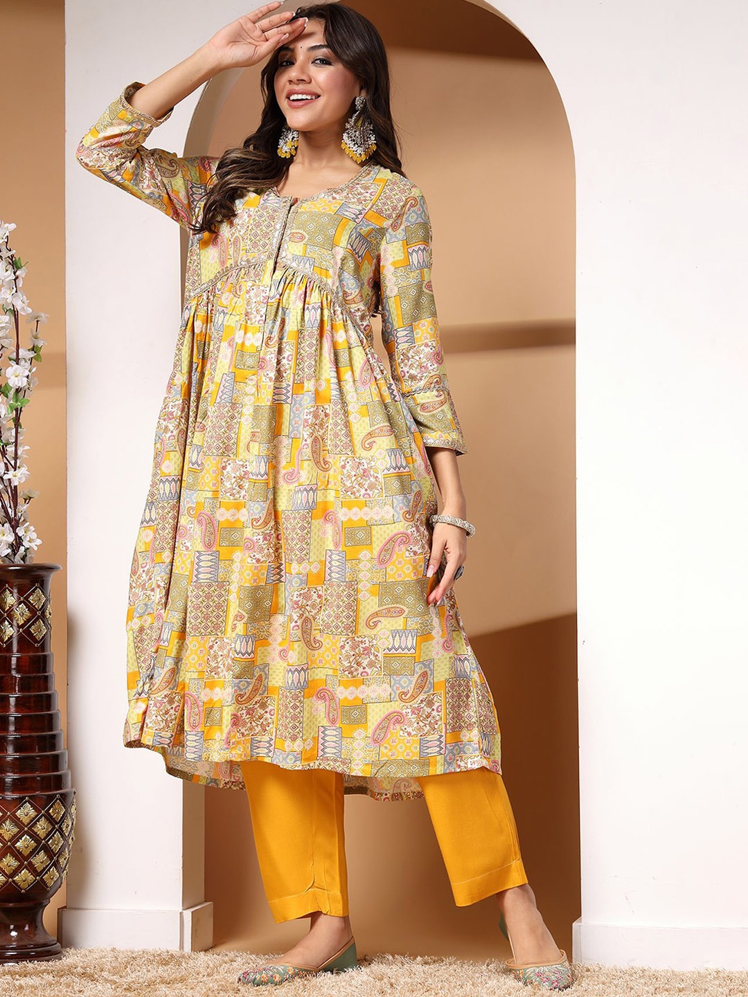 

House Of Zelena Floral Printed Panelled Anarkali Maternity Kurta with Pyjama & Dupatta, Yellow