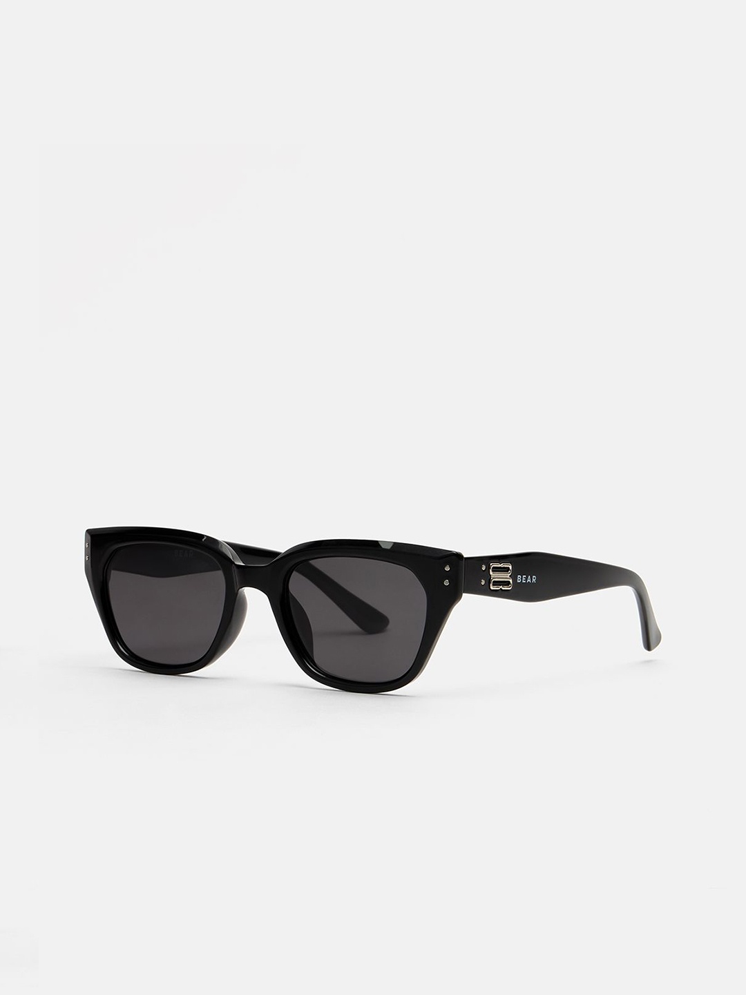 

THE BEAR HOUSE Men Wayfarer Sunglasses, Grey