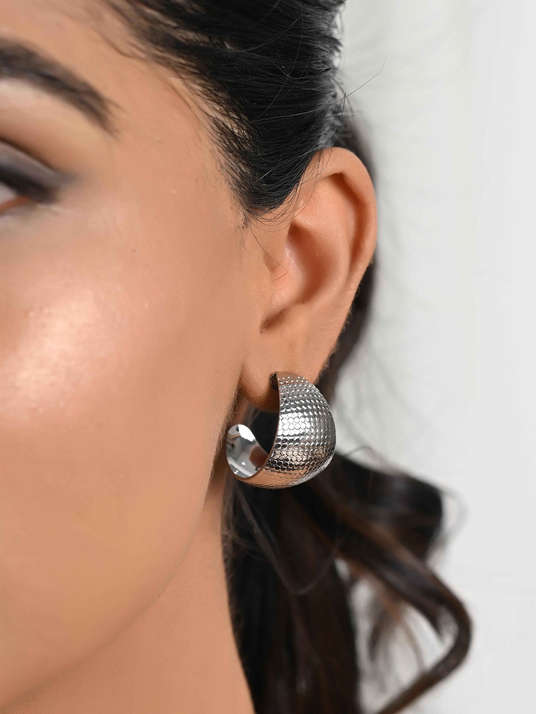 

Raf the label White Gold-Plated Classic Half Hoop Earrings, Silver