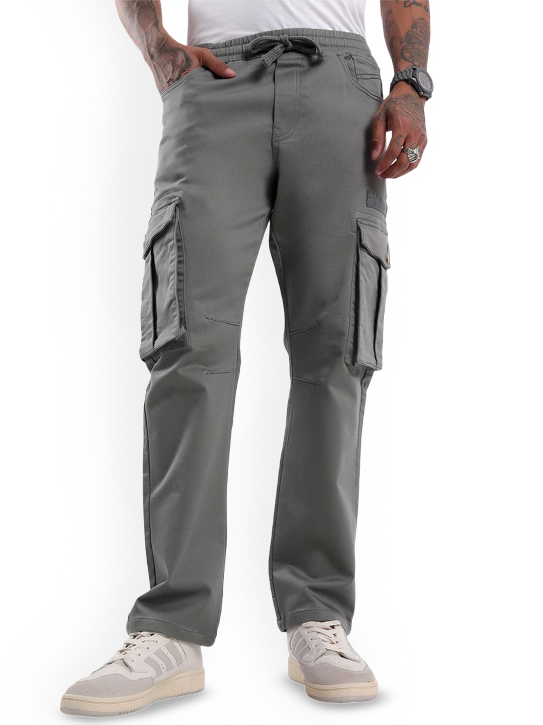 

WROGN Men Straight Fit Cargo Trousers, Grey