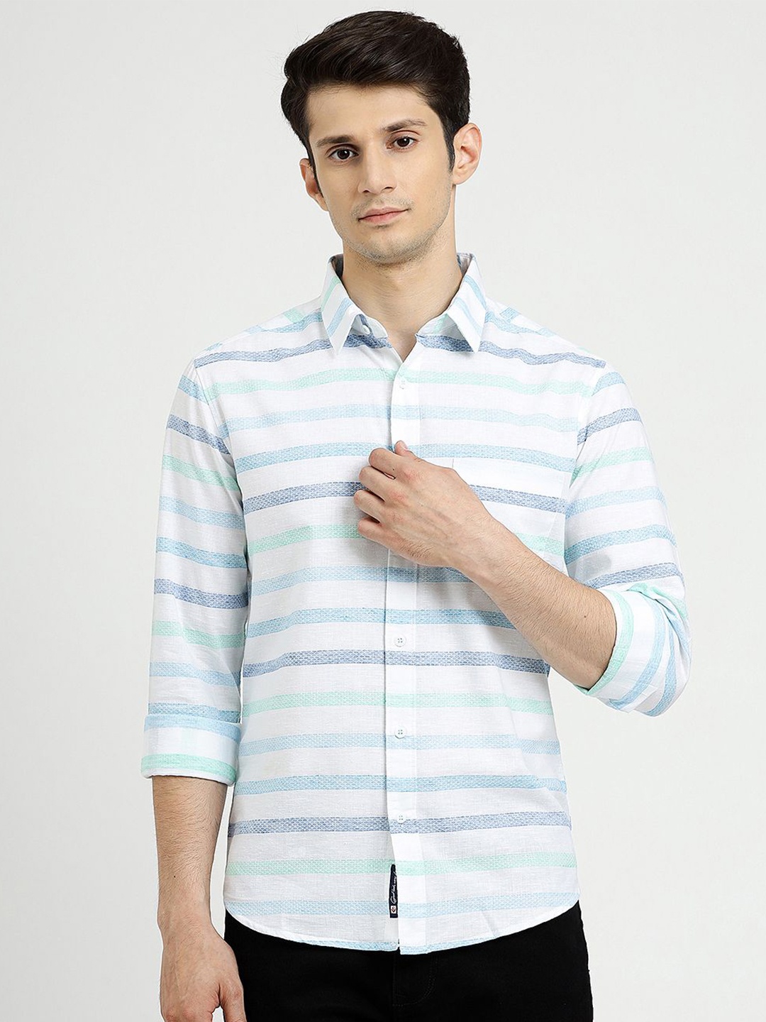 

Greenfibre Men Cutaway Collar Horizontal Striped Cotton Slim Fit Casual Shirt, Blue