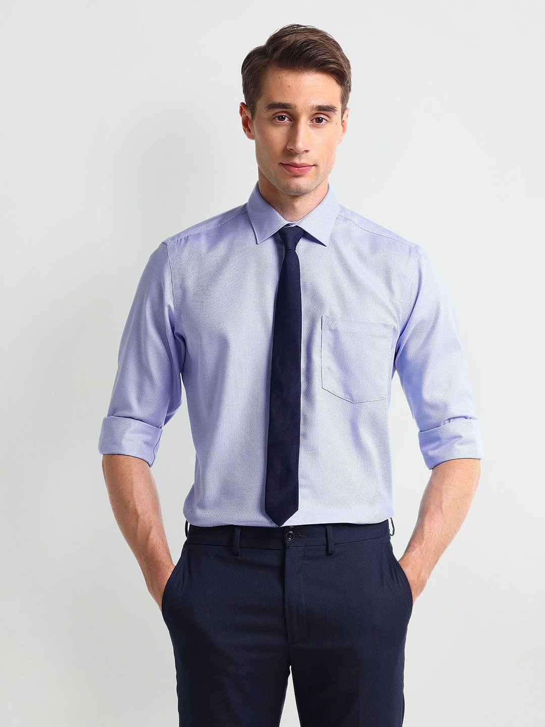 

Arrow Men Classic Spread Collar Solid Cotton Formal Shirt, Blue