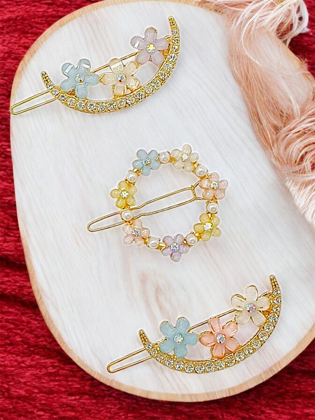 

9blings Girls Set of 3 Embellished Tic Tac Hair Clips, Yellow