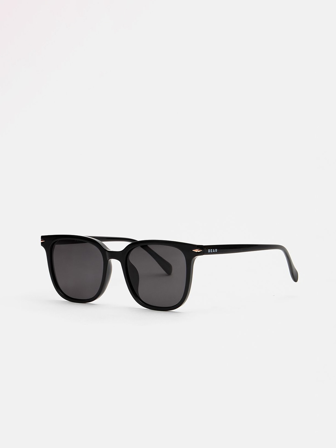 

THE BEAR HOUSE Men Wayfarer Sunglasses, Black