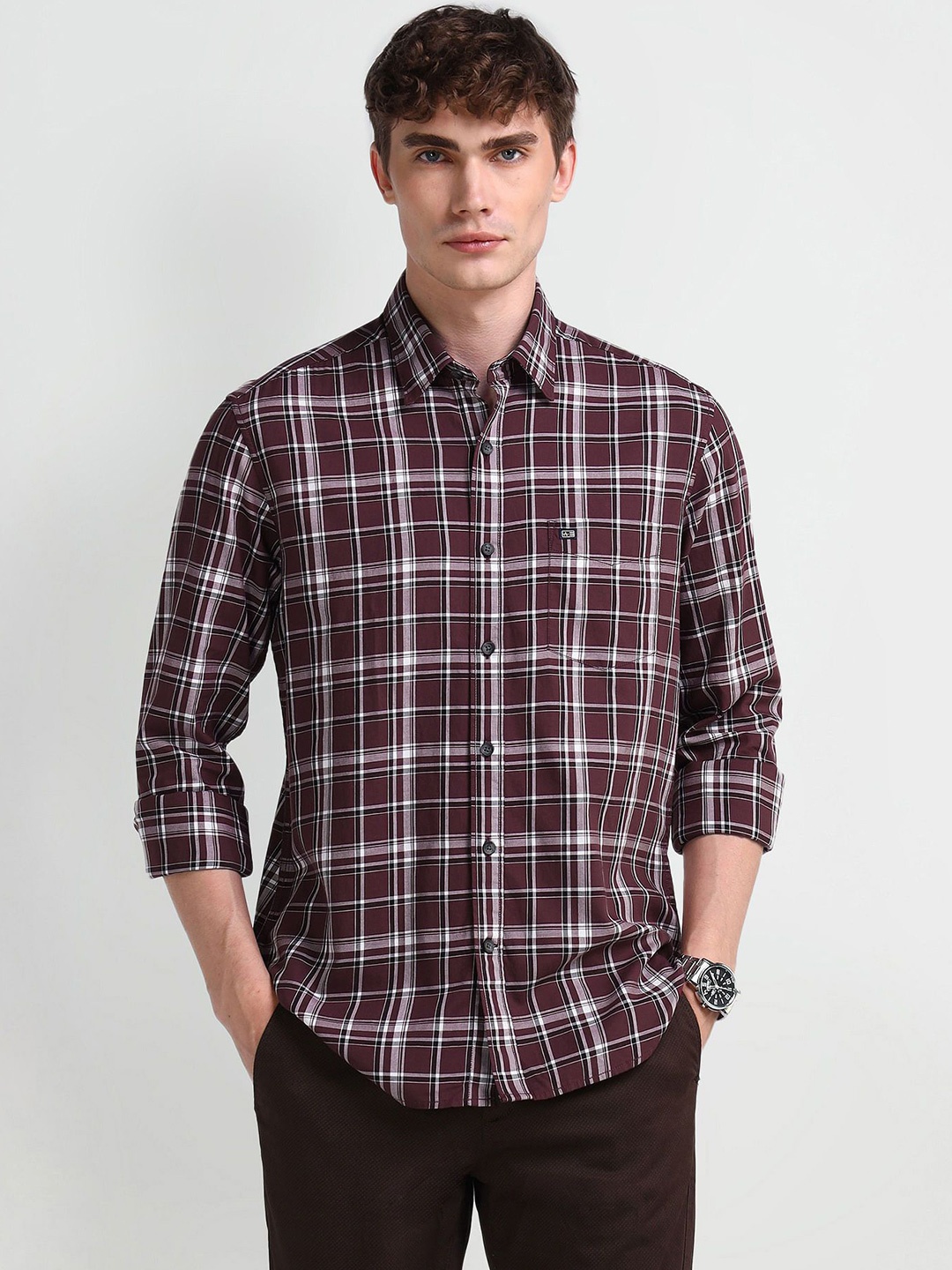 

Arrow Sport Men Modern Spread Collar Solid Cotton Slim Fit Casual Shirt, Red