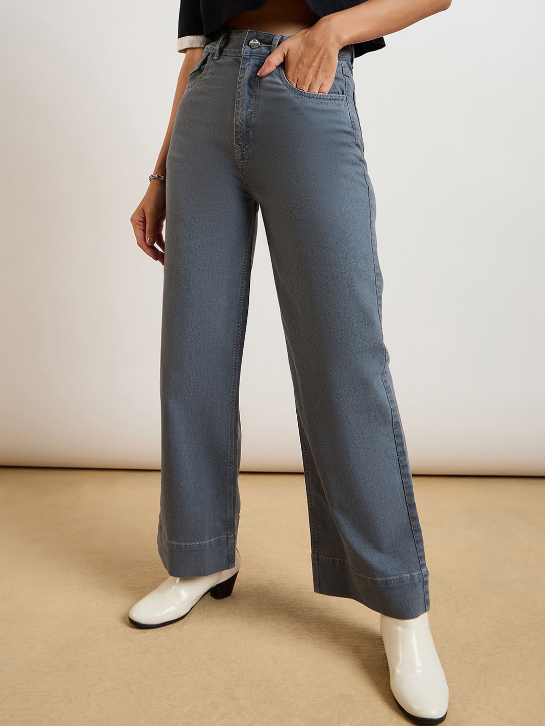 

DressBerry Women Classic High-Rise Jeans, Grey