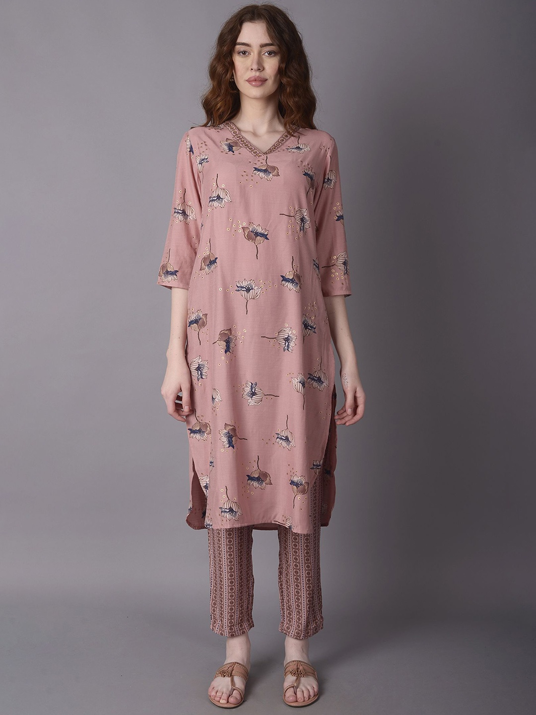 

Shree Floral Printed V-Neck Straight Kurta with Trouser, Pink