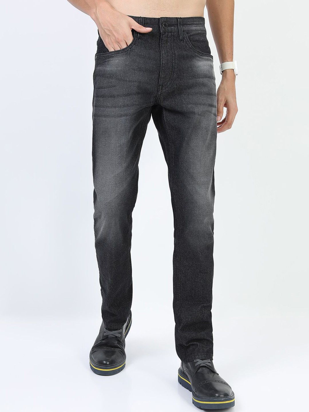 

HIGHLANDER Men Straight Fit Light Fade Stretchable Jeans, Grey