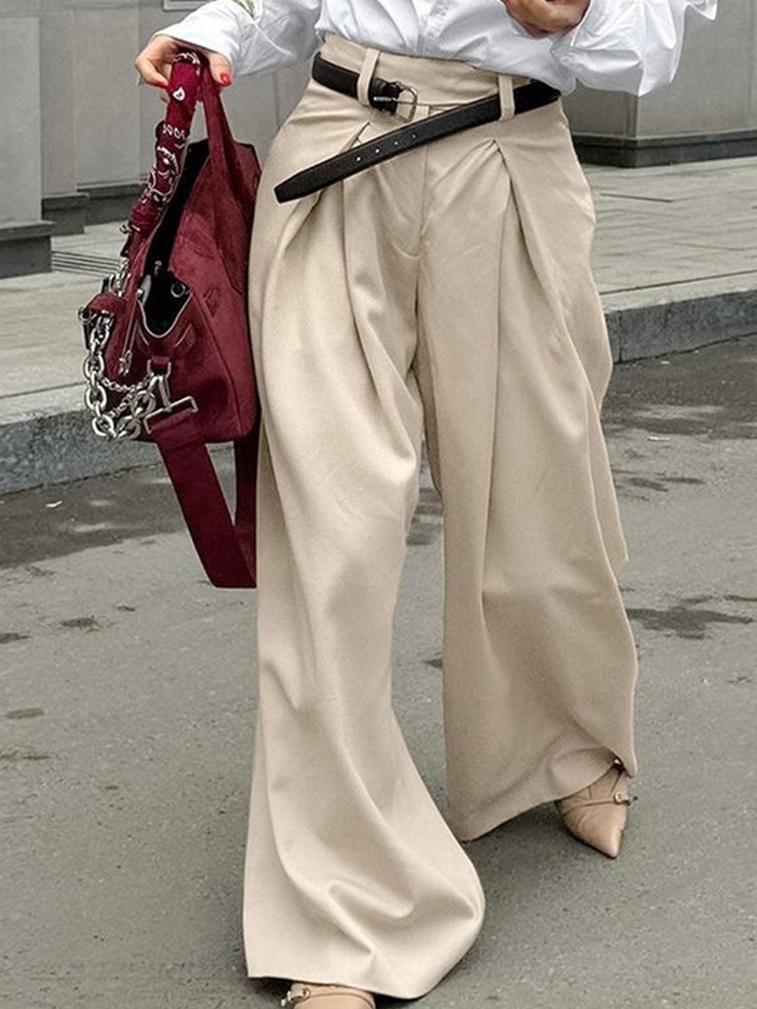 

LULU & SKY Women Loose Fit High-Rise Trousers, Khaki