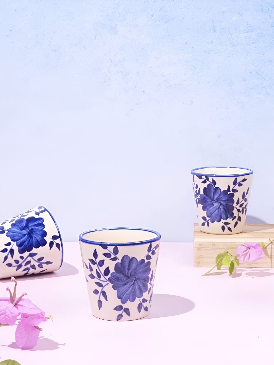 

AMALAFIEE CERAMICS Blue & White 4 Pieces Floral Printed Ceramic Glossy Cups