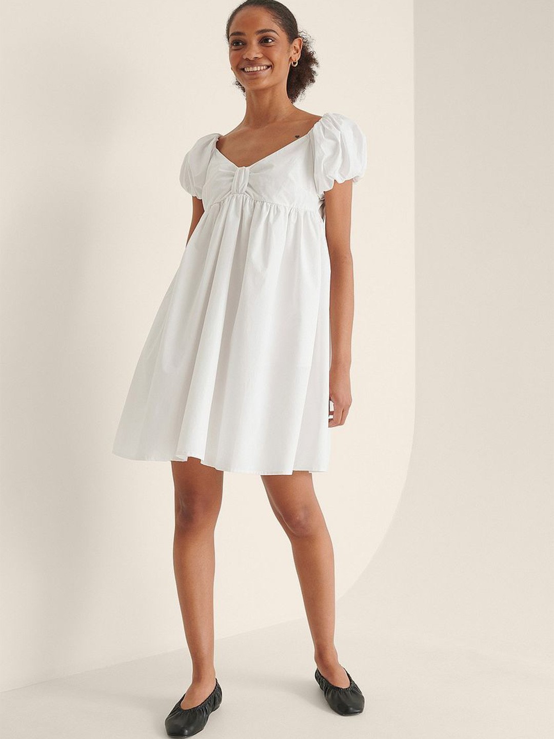 

TIRA Puff Sleeve A-Line Dress, White
